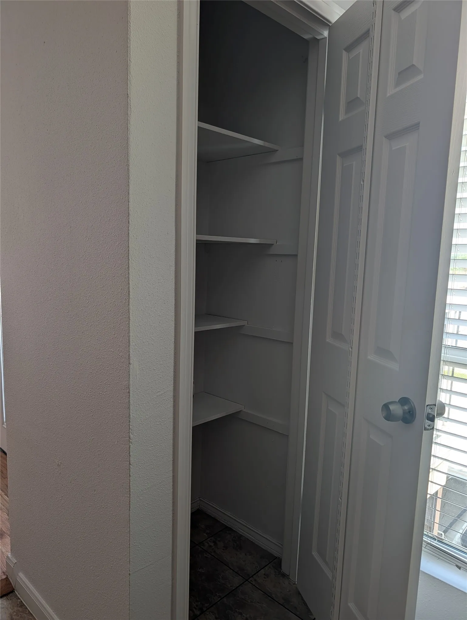 Condominium For Sale in Dallas County , 4658 Matilda #H Street, Dallas, Texas 75206, 1 Bedroom, 1 Bathroom, Garage spaces, 738 Sqft, built in 1968, mls#21324223, Real Estate Agent in Dallas, Homes For Sale in Dallas county, Homes For Sale in Dallas, Realtor in Dallas Texas, Real Estate Brokerage Independent Realty Texas, Luminita Cordes Realtor