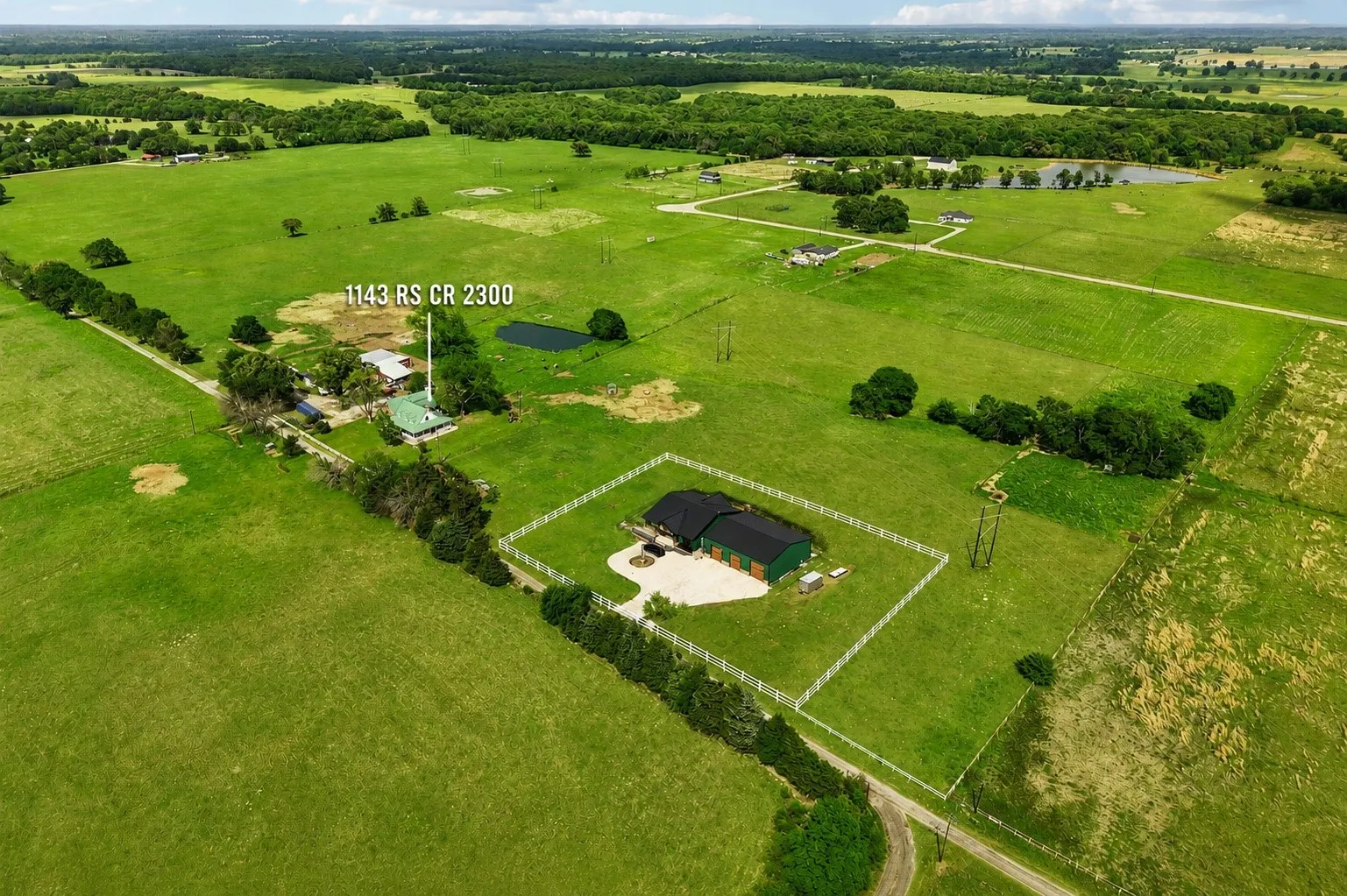 Farm For Sale in Rains County , 1143 RS County Road 2300, Emory, Texas 75440, 4 Bedroom, 3 Bathroom, 2 Garage spaces, 2,362 Sqft, built in 2000, mls#21324103, Real Estate Agent in Emory, Homes For Sale in Rains county, Homes For Sale in Emory, Realtor in Emory Texas, Real Estate Brokerage Independent Realty Texas, Luminita Cordes Realtor