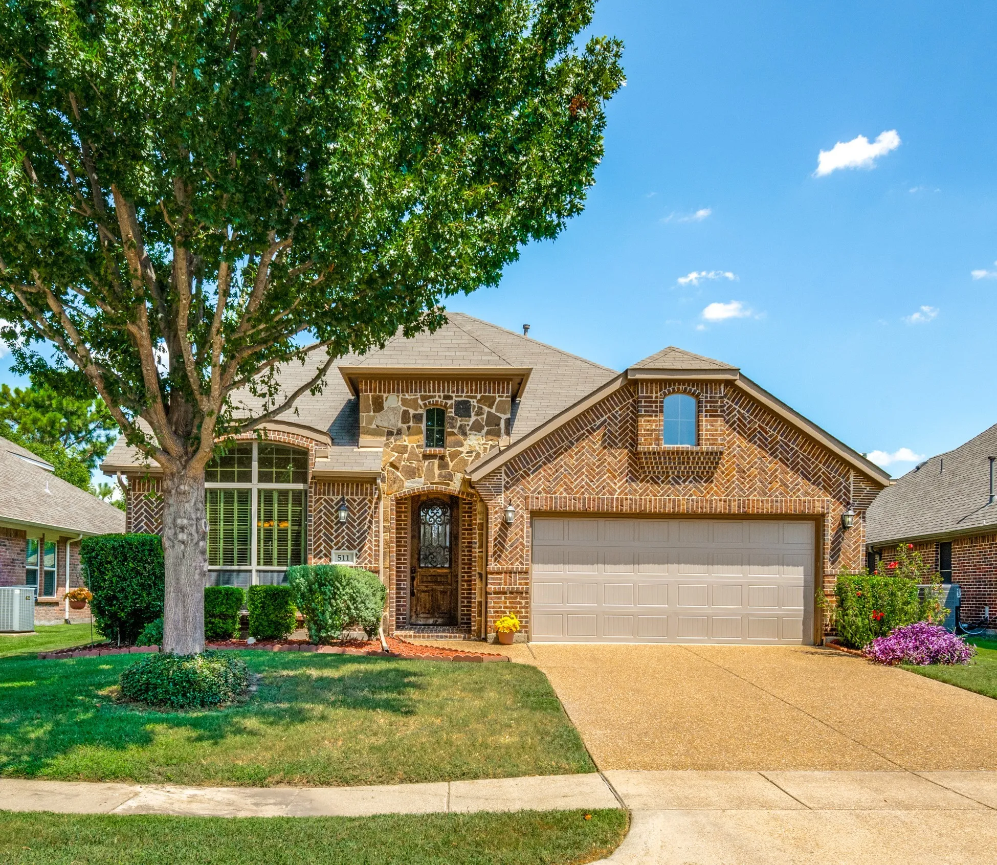 Single Family Residence For Sale in Kaufman County , 511 Mimosa Trail, Forney, Texas 75126, 4 Bedroom, 2 Bathroom, 2 Garage spaces, 2,208 Sqft, built in 2011, mls#21314735, Real Estate Agent in Forney, Homes For Sale in Kaufman county, Homes For Sale in Forney, Realtor in Forney Texas, Real Estate Brokerage Independent Realty Texas, Luminita Cordes Realtor