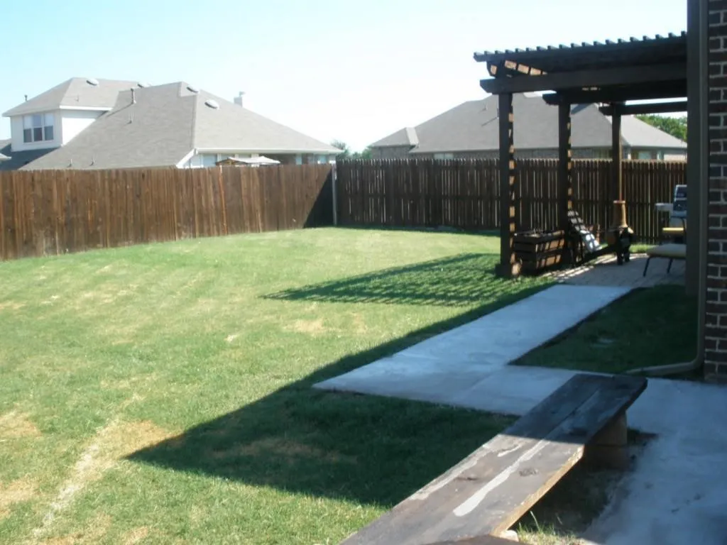 Single Family Residence For Sale in Kaufman County , 511 Mimosa Trail, Forney, Texas 75126, 4 Bedroom, 2 Bathroom, 2 Garage spaces, 2,208 Sqft, built in 2011, mls#21314735, Real Estate Agent in Forney, Homes For Sale in Kaufman county, Homes For Sale in Forney, Realtor in Forney Texas, Real Estate Brokerage Independent Realty Texas, Luminita Cordes Realtor