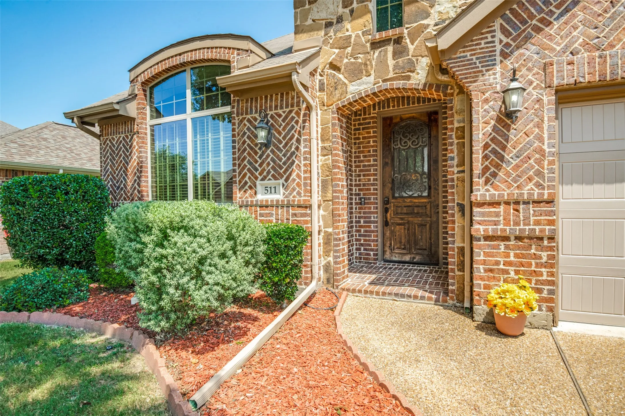 Single Family Residence For Sale in Kaufman County , 511 Mimosa Trail, Forney, Texas 75126, 4 Bedroom, 2 Bathroom, 2 Garage spaces, 2,208 Sqft, built in 2011, mls#21314735, Real Estate Agent in Forney, Homes For Sale in Kaufman county, Homes For Sale in Forney, Realtor in Forney Texas, Real Estate Brokerage Independent Realty Texas, Luminita Cordes Realtor
