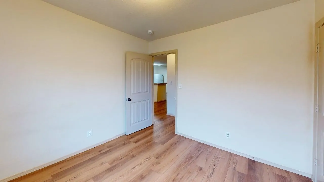 Quadruplex For Rent in Denton County , 2335 N Elm Street, Denton, Texas 76201, 3 Bedroom, 2 Bathroom, Garage spaces, 1,192 Sqft, built in 2005, mls#21324264, Real Estate Agent in Denton, Homes For Rent in Denton county, Homes For Rent in Denton, Realtor in Denton Texas, Real Estate Brokerage Independent Realty Texas, Luminita Cordes Realtor
