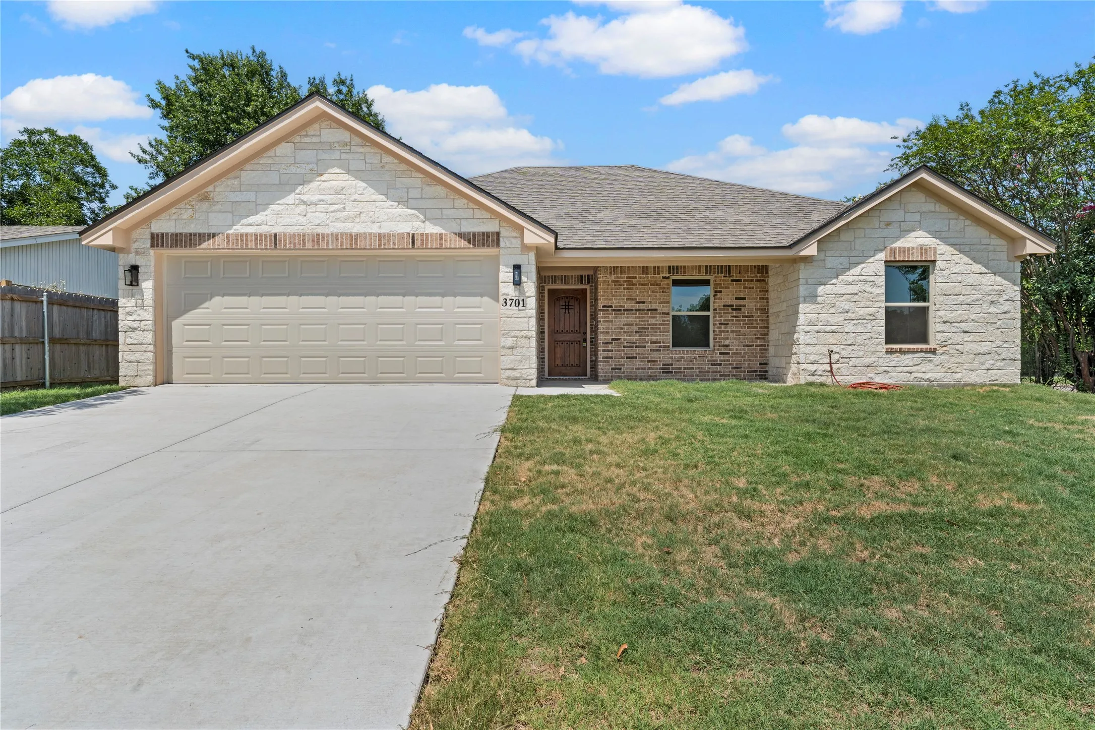 Single Family Residence For Sale in Mc Lennan County , 3701 Manor Drive, Waco, Texas 76706, 4 Bedroom, 2 Bathroom, 2 Garage spaces, 1,824 Sqft, built in 2026, mls#21324069, Real Estate Agent in Waco, Homes For Sale in Mc Lennan county, Homes For Sale in Waco, Realtor in Waco Texas, Real Estate Brokerage Independent Realty Texas, Luminita Cordes Realtor