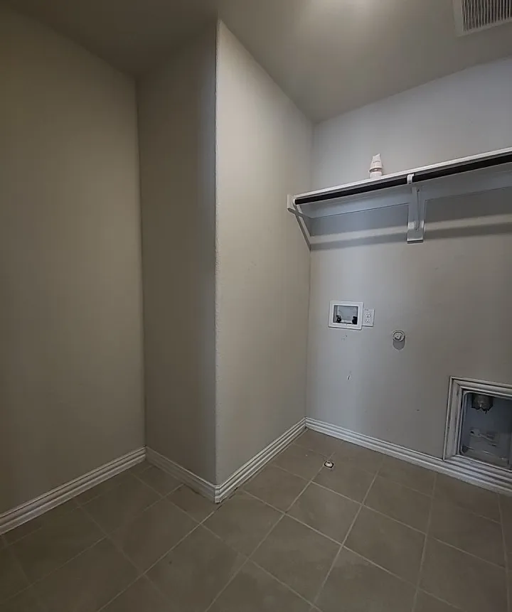 Single Family Residence For Sale in Denton County , 2713 Acadia Drive, Corinth, Texas 76210, 3 Bedroom, 3 Bathroom, 2 Garage spaces, 2,307 Sqft, built in 2023, mls#21324279, Real Estate Agent in Corinth, Homes For Sale in Denton county, Homes For Sale in Corinth, Realtor in Corinth Texas, Real Estate Brokerage Independent Realty Texas, Luminita Cordes Realtor