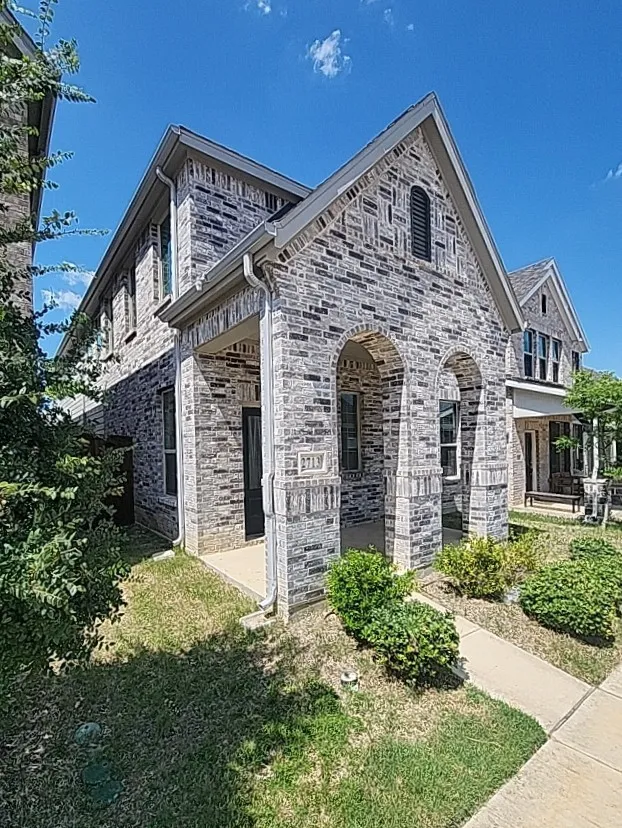 Single Family Residence For Sale in Denton County , 2713 Acadia Drive, Corinth, Texas 76210, 3 Bedroom, 3 Bathroom, 2 Garage spaces, 2,307 Sqft, built in 2023, mls#21324279, Real Estate Agent in Corinth, Homes For Sale in Denton county, Homes For Sale in Corinth, Realtor in Corinth Texas, Real Estate Brokerage Independent Realty Texas, Luminita Cordes Realtor