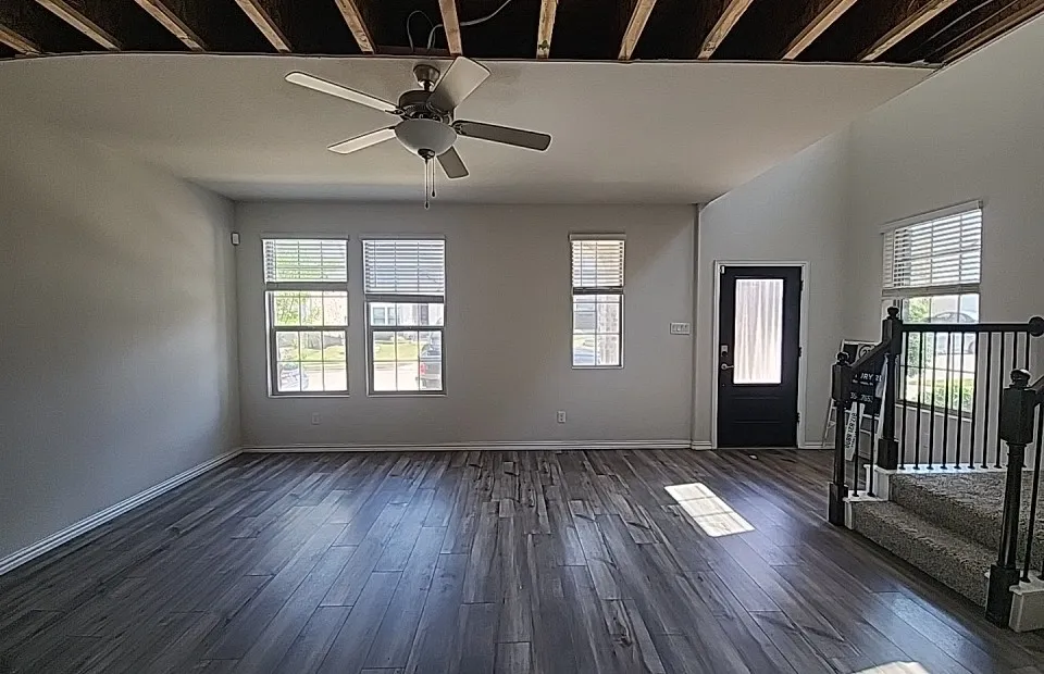 Single Family Residence For Sale in Denton County , 2713 Acadia Drive, Corinth, Texas 76210, 3 Bedroom, 3 Bathroom, 2 Garage spaces, 2,307 Sqft, built in 2023, mls#21324279, Real Estate Agent in Corinth, Homes For Sale in Denton county, Homes For Sale in Corinth, Realtor in Corinth Texas, Real Estate Brokerage Independent Realty Texas, Luminita Cordes Realtor