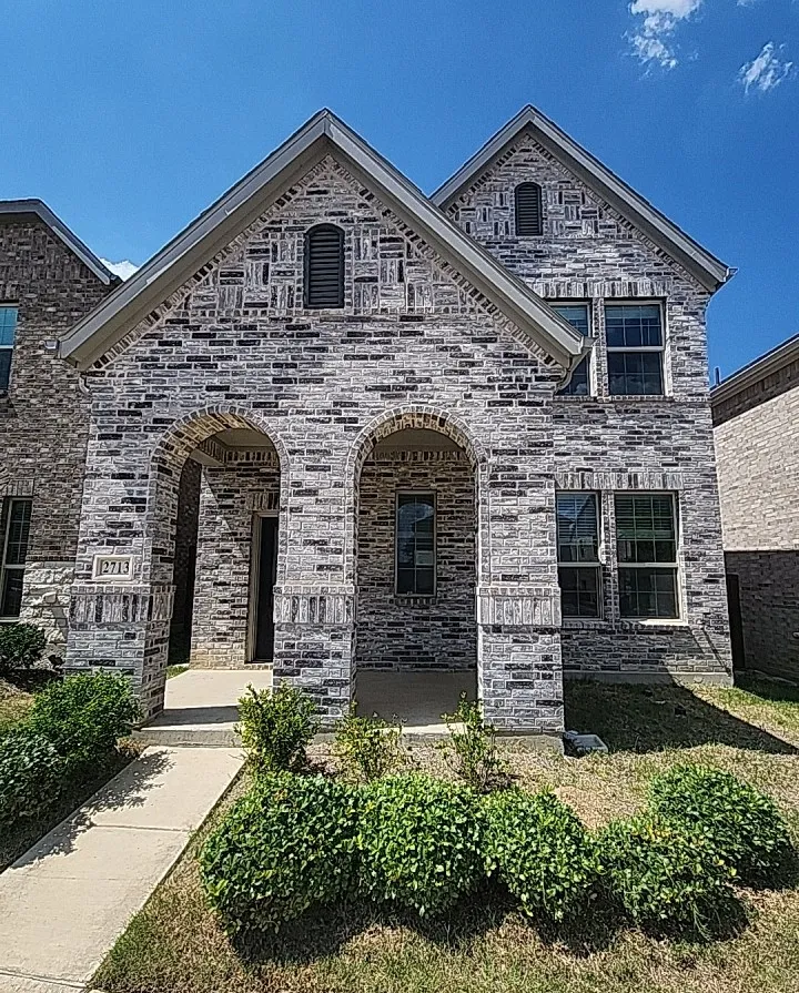 Single Family Residence For Sale in Denton County , 2713 Acadia Drive, Corinth, Texas 76210, 3 Bedroom, 3 Bathroom, 2 Garage spaces, 2,307 Sqft, built in 2023, mls#21324279, Real Estate Agent in Corinth, Homes For Sale in Denton county, Homes For Sale in Corinth, Realtor in Corinth Texas, Real Estate Brokerage Independent Realty Texas, Luminita Cordes Realtor