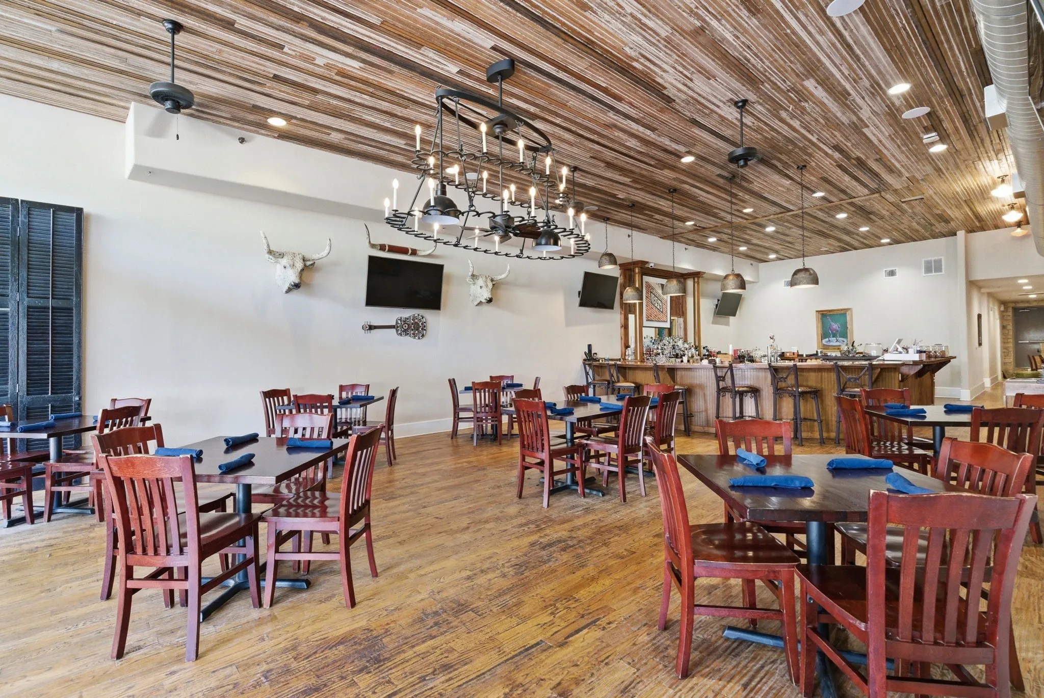 Hotel/Motel For Sale in Hamilton County , 103 S Pecan Street, Hico, Texas 76457, 0, 0, Garage spaces, 0 Sqft, built in 1896, Price $2,800,000, mls#21276587, Real Estate Agent in Hico, Homes For Sale in Hamilton county, Homes For Sale in Hico, Realtor in Hico Texas, Real Estate Brokerage Independent Realty Texas, Luminita Cordes Realtor