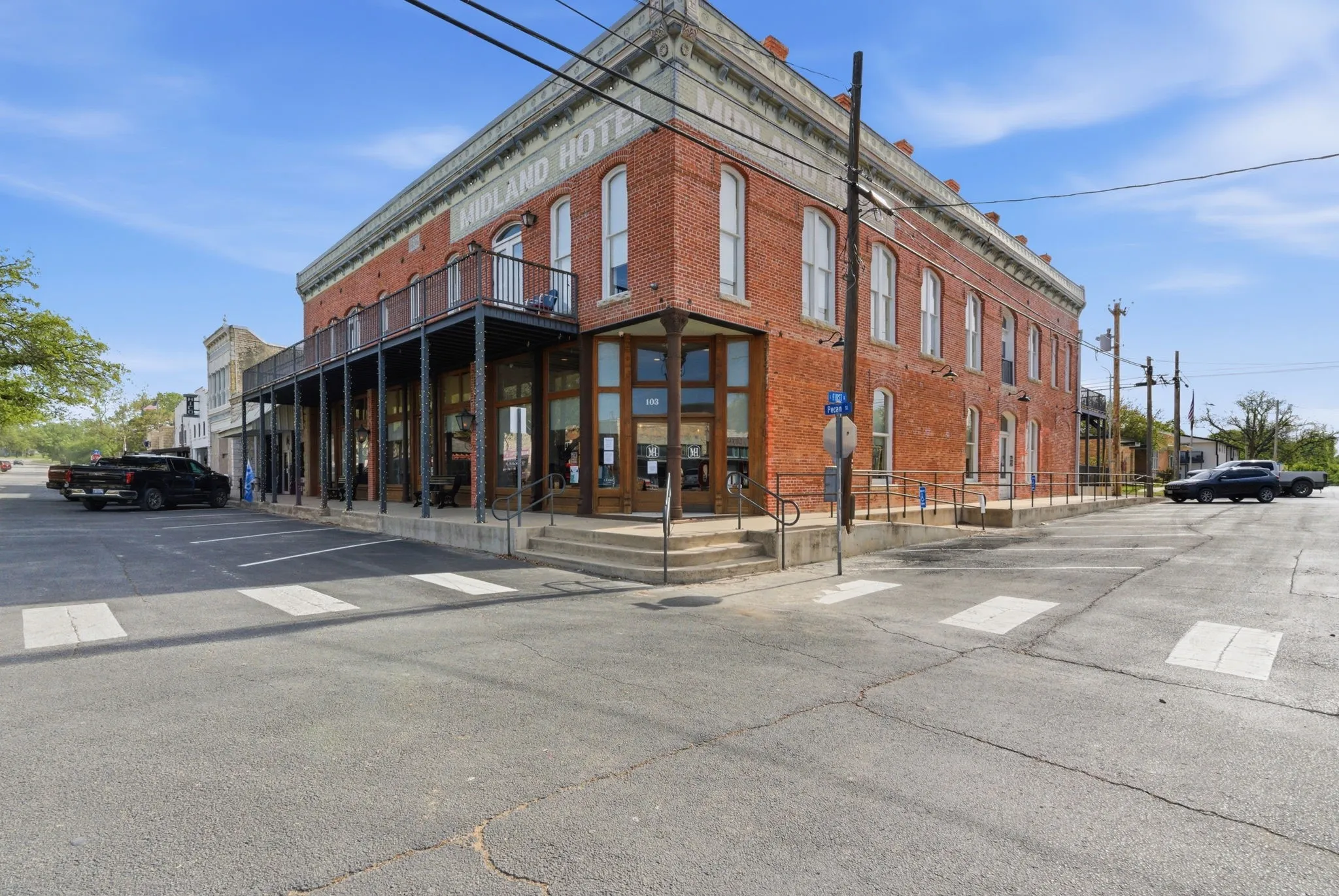 Hotel/Motel For Sale in Hamilton County , 103 S Pecan Street, Hico, Texas 76457, 0, 0, Garage spaces, 0 Sqft, built in 1896, Price $2,800,000, mls#21276587, Real Estate Agent in Hico, Homes For Sale in Hamilton county, Homes For Sale in Hico, Realtor in Hico Texas, Real Estate Brokerage Independent Realty Texas, Luminita Cordes Realtor
