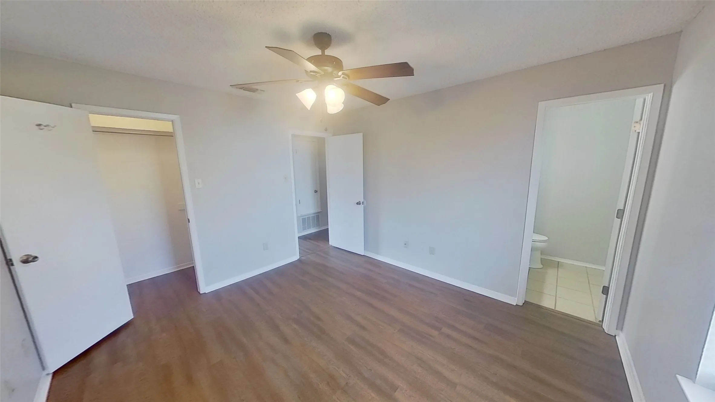 Single Family Residence For Rent in Grayson County , 701 S Valentine Drive, Sherman, Texas 75090, 3 Bedroom, 2 Bathroom, 1 Garage spaces, 1,428 Sqft, built in 1994, mls#21324299, Real Estate Agent in Sherman, Homes For Rent in Grayson county, Homes For Rent in Sherman, Realtor in Sherman Texas, Real Estate Brokerage Independent Realty Texas, Luminita Cordes Realtor