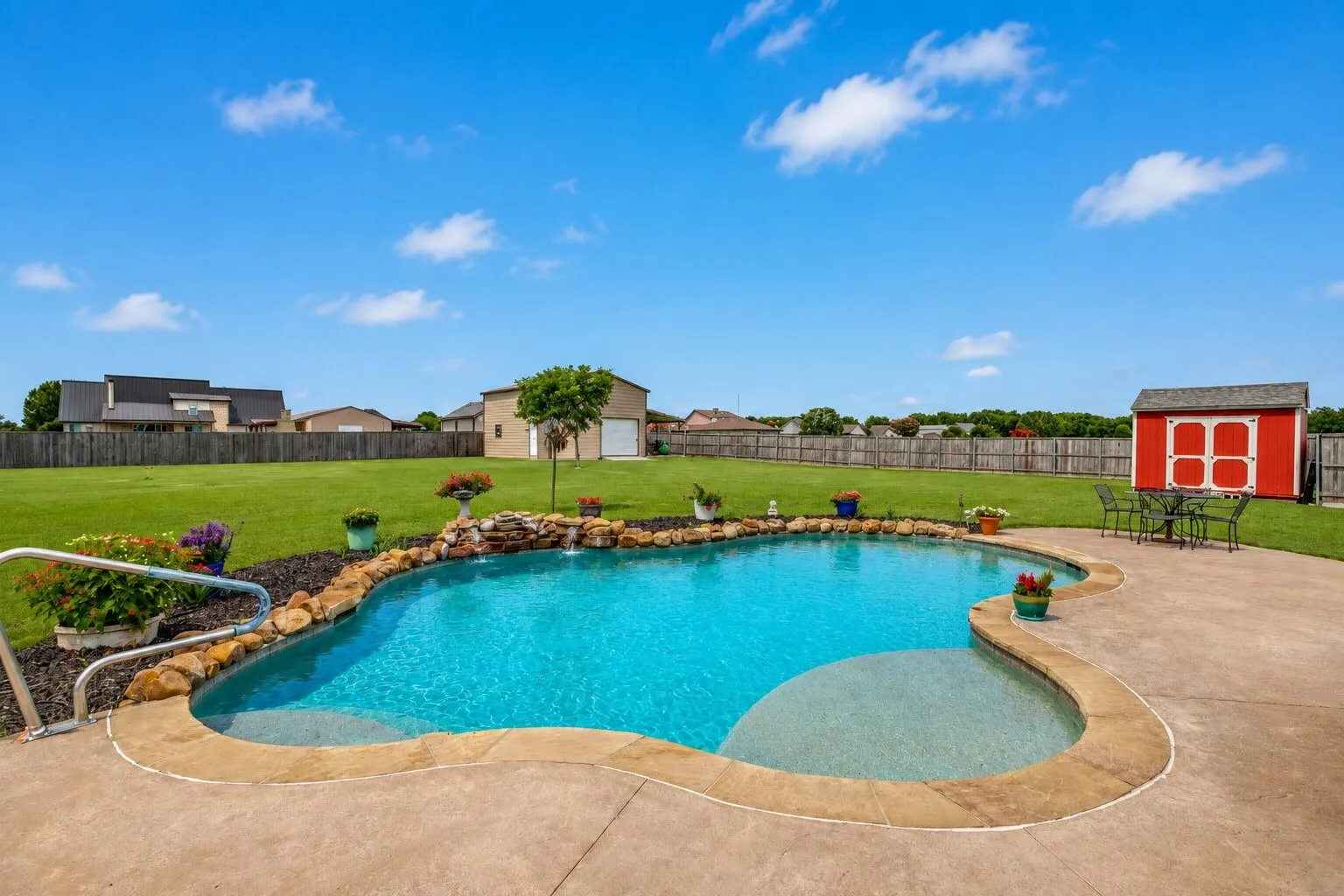Single Family Residence For Sale in Collin County , 1745 County Road 1106, Anna, Texas 75409, 4 Bedroom, 3 Bathroom, 3 Garage spaces, 3,411 Sqft, built in 2014, mls#21315957, Real Estate Agent in Anna, Homes For Sale in Collin county, Homes For Sale in Anna, Realtor in Anna Texas, Real Estate Brokerage Independent Realty Texas, Luminita Cordes Realtor