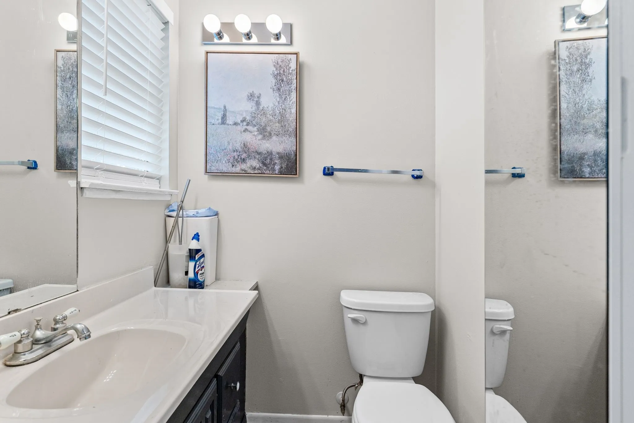Single Family Residence For Sale in Hunt County , 5213 Hilltop Drive, Greenville, Texas 75402, 3 Bedroom, 2 Bathroom, 2 Garage spaces, 1,132 Sqft, built in 1975, Price $218,400, mls#21319728, Real Estate Agent in Greenville, Homes For Sale in Hunt county, Homes For Sale in Greenville, Realtor in Greenville Texas, Real Estate Brokerage Independent Realty Texas, Luminita Cordes Realtor