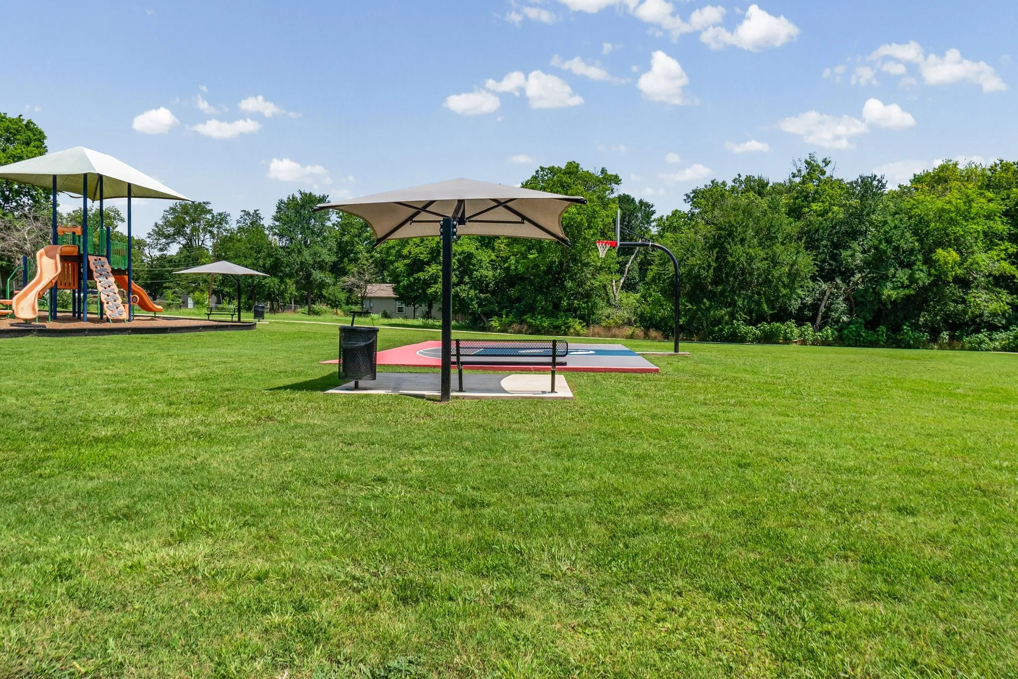 Single Family Residence For Sale in Hunt County , 3611 Spencer Street, Greenville, Texas 75401, 3 Bedroom, 2 Bathroom, 1 Garage spaces, 1,471 Sqft, built in 2020, mls#21319477, Real Estate Agent in Greenville, Homes For Sale in Hunt county, Homes For Sale in Greenville, Realtor in Greenville Texas, Real Estate Brokerage Independent Realty Texas, Luminita Cordes Realtor
