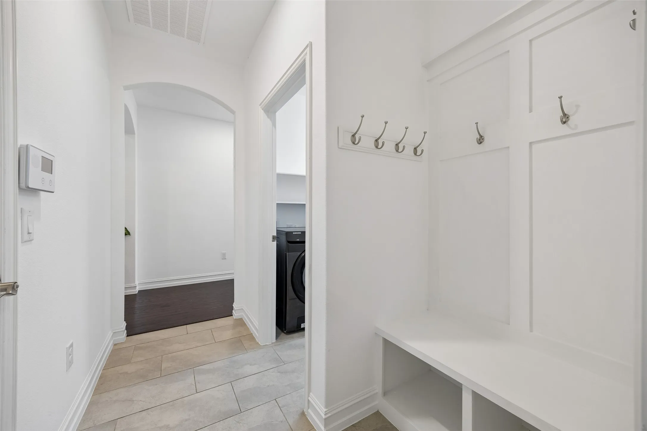 Single Family Residence For Sale in Collin County , 2909 Barnsley Drive, Mc Kinney, Texas 75071, 4 Bedroom, 2 Bathroom, 2 Garage spaces, 2,012 Sqft, built in 2018, mls#21324164, Real Estate Agent in Mc Kinney, Homes For Sale in Collin county, Homes For Sale in Mc Kinney, Realtor in Mc Kinney Texas, Real Estate Brokerage Independent Realty Texas, Luminita Cordes Realtor