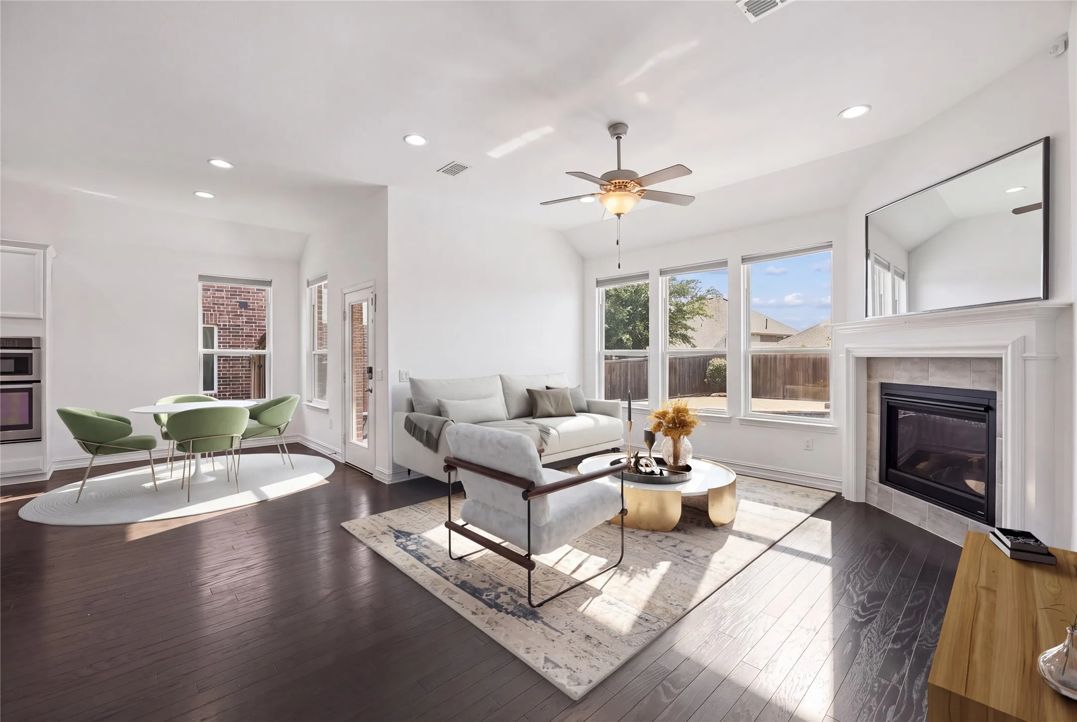 Single Family Residence For Sale in Collin County , 2909 Barnsley Drive, Mc Kinney, Texas 75071, 4 Bedroom, 2 Bathroom, 2 Garage spaces, 2,012 Sqft, built in 2018, mls#21324164, Real Estate Agent in Mc Kinney, Homes For Sale in Collin county, Homes For Sale in Mc Kinney, Realtor in Mc Kinney Texas, Real Estate Brokerage Independent Realty Texas, Luminita Cordes Realtor