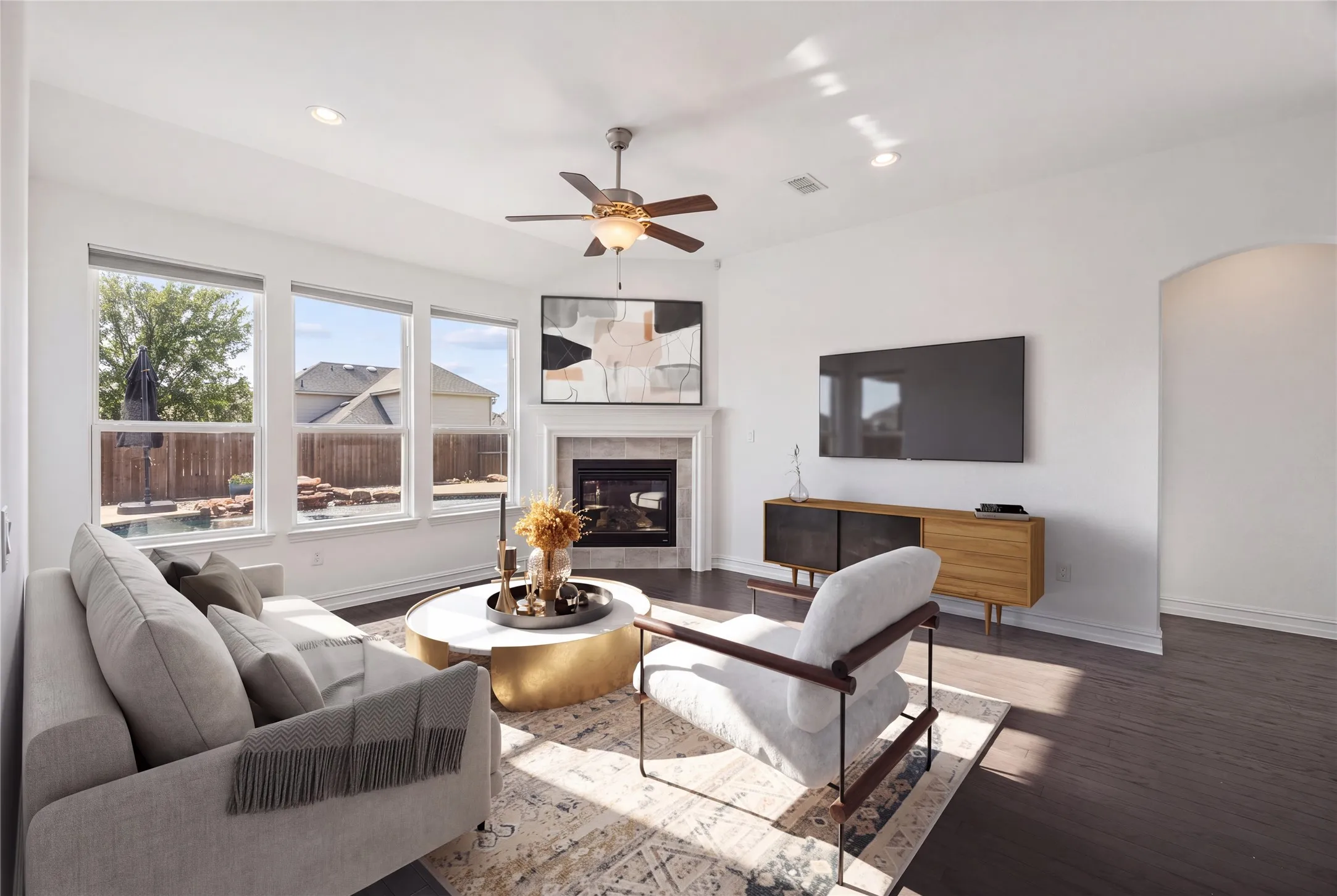 Single Family Residence For Sale in Collin County , 2909 Barnsley Drive, Mc Kinney, Texas 75071, 4 Bedroom, 2 Bathroom, 2 Garage spaces, 2,012 Sqft, built in 2018, mls#21324164, Real Estate Agent in Mc Kinney, Homes For Sale in Collin county, Homes For Sale in Mc Kinney, Realtor in Mc Kinney Texas, Real Estate Brokerage Independent Realty Texas, Luminita Cordes Realtor