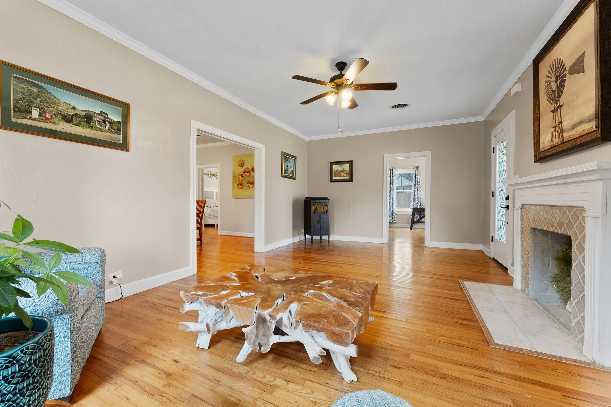 Single Family Residence For Sale in Bell County , 1501 N 5th Street, Temple, Texas 76501, 3 Bedroom, 2 Bathroom, Garage spaces, 2,520 Sqft, built in 1939, mls#21323985, Real Estate Agent in Temple, Homes For Sale in Bell county, Homes For Sale in Temple, Realtor in Temple Texas, Real Estate Brokerage Independent Realty Texas, Luminita Cordes Realtor