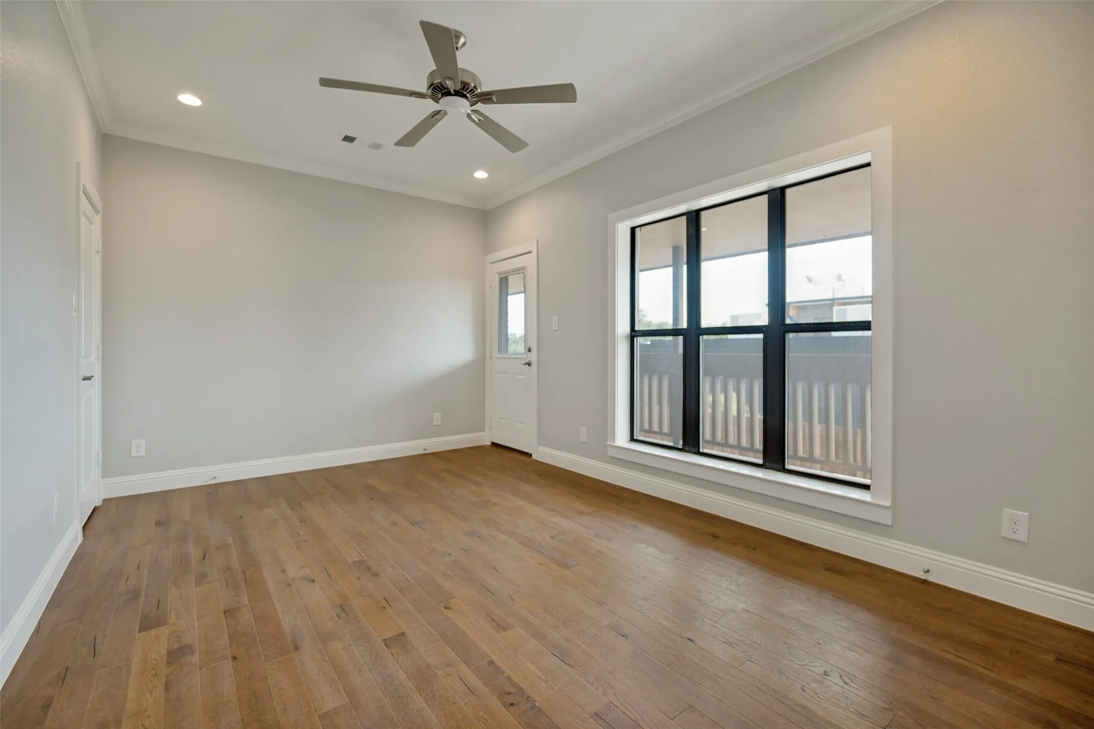 Condominium For Sale in Dallas County , 10738 Park Village Place D, Dallas, Texas 75230, 1 Bedroom, 1 Bathroom, Garage spaces, 735 Sqft, built in 2021, mls#21324013, Real Estate Agent in Dallas, Homes For Sale in Dallas county, Homes For Sale in Dallas, Realtor in Dallas Texas, Real Estate Brokerage Independent Realty Texas, Luminita Cordes Realtor