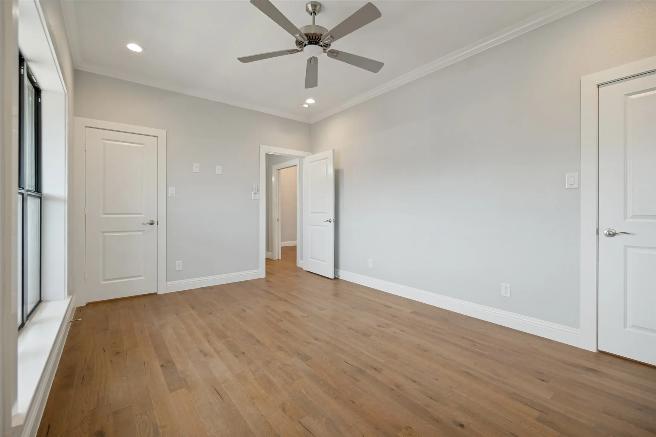 Condominium For Sale in Dallas County , 10738 Park Village Place D, Dallas, Texas 75230, 1 Bedroom, 1 Bathroom, Garage spaces, 735 Sqft, built in 2021, mls#21324013, Real Estate Agent in Dallas, Homes For Sale in Dallas county, Homes For Sale in Dallas, Realtor in Dallas Texas, Real Estate Brokerage Independent Realty Texas, Luminita Cordes Realtor