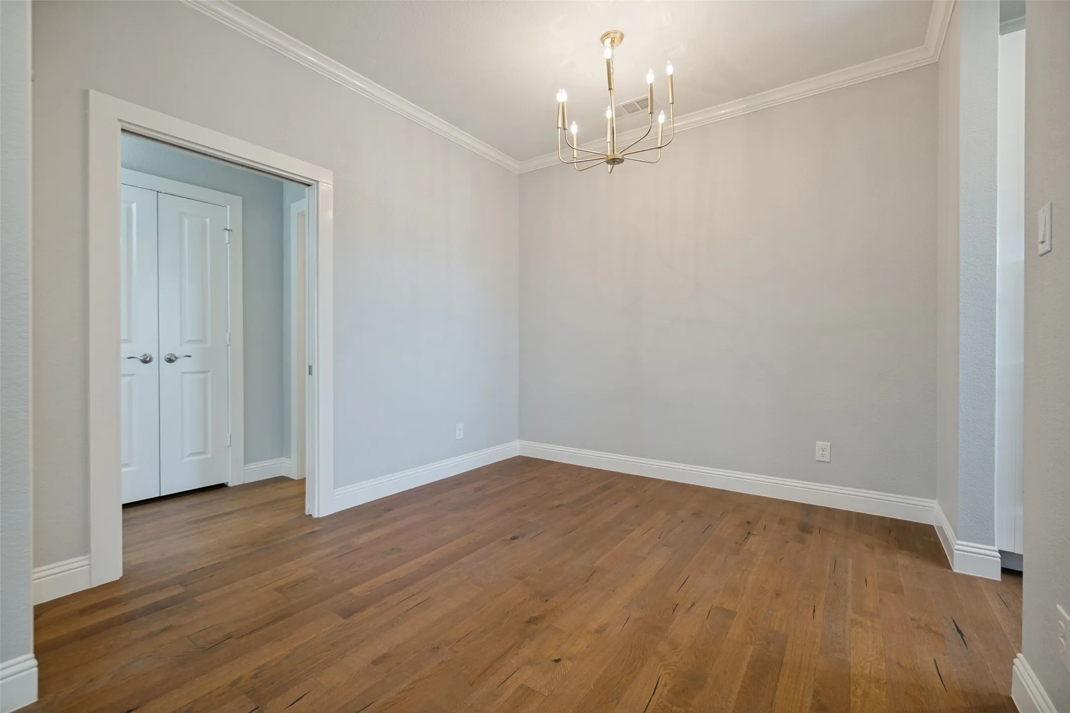 Condominium For Sale in Dallas County , 10738 Park Village Place D, Dallas, Texas 75230, 1 Bedroom, 1 Bathroom, Garage spaces, 735 Sqft, built in 2021, mls#21324013, Real Estate Agent in Dallas, Homes For Sale in Dallas county, Homes For Sale in Dallas, Realtor in Dallas Texas, Real Estate Brokerage Independent Realty Texas, Luminita Cordes Realtor