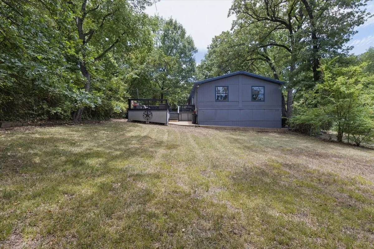 Manufactured Home For Sale in Henderson County , 245 Ben Lacy Drive, Gun Barrel City, Texas 75156, 3 Bedrooms, 2 Bathrooms, Garage spaces, 1,568 Sqft, built in 1989, Price $269,000, mls#21295498, Real Estate Agent in Gun Barrel City, Homes For Sale in Henderson county, Homes For Sale in Gun Barrel City, Realtor in Gun Barrel City Texas, Real Estate Brokerage Independent Realty Texas, Luminita Cordes Realtor