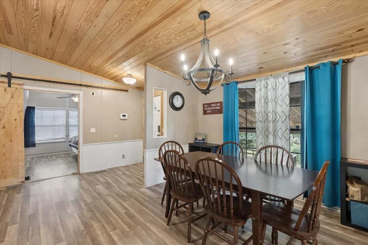 Manufactured Home For Sale in Henderson County , 245 Ben Lacy Drive, Gun Barrel City, Texas 75156, 3 Bedrooms, 2 Bathrooms, Garage spaces, 1,568 Sqft, built in 1989, Price $269,000, mls#21295498, Real Estate Agent in Gun Barrel City, Homes For Sale in Henderson county, Homes For Sale in Gun Barrel City, Realtor in Gun Barrel City Texas, Real Estate Brokerage Independent Realty Texas, Luminita Cordes Realtor