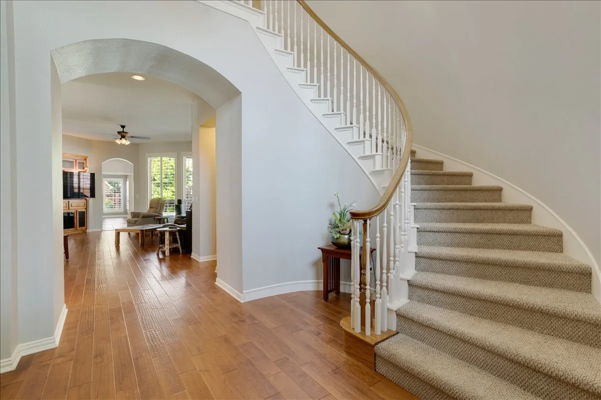 Single Family Residence For Sale in Collin County , 507 Hunters Creek Court, Allen, Texas 75013, 5 Bedroom, 3 Bathroom, 3 Garage spaces, 3,173 Sqft, built in 1996, mls#21324268, Real Estate Agent in Allen, Homes For Sale in Collin county, Homes For Sale in Allen, Realtor in Allen Texas, Real Estate Brokerage Independent Realty Texas, Luminita Cordes Realtor