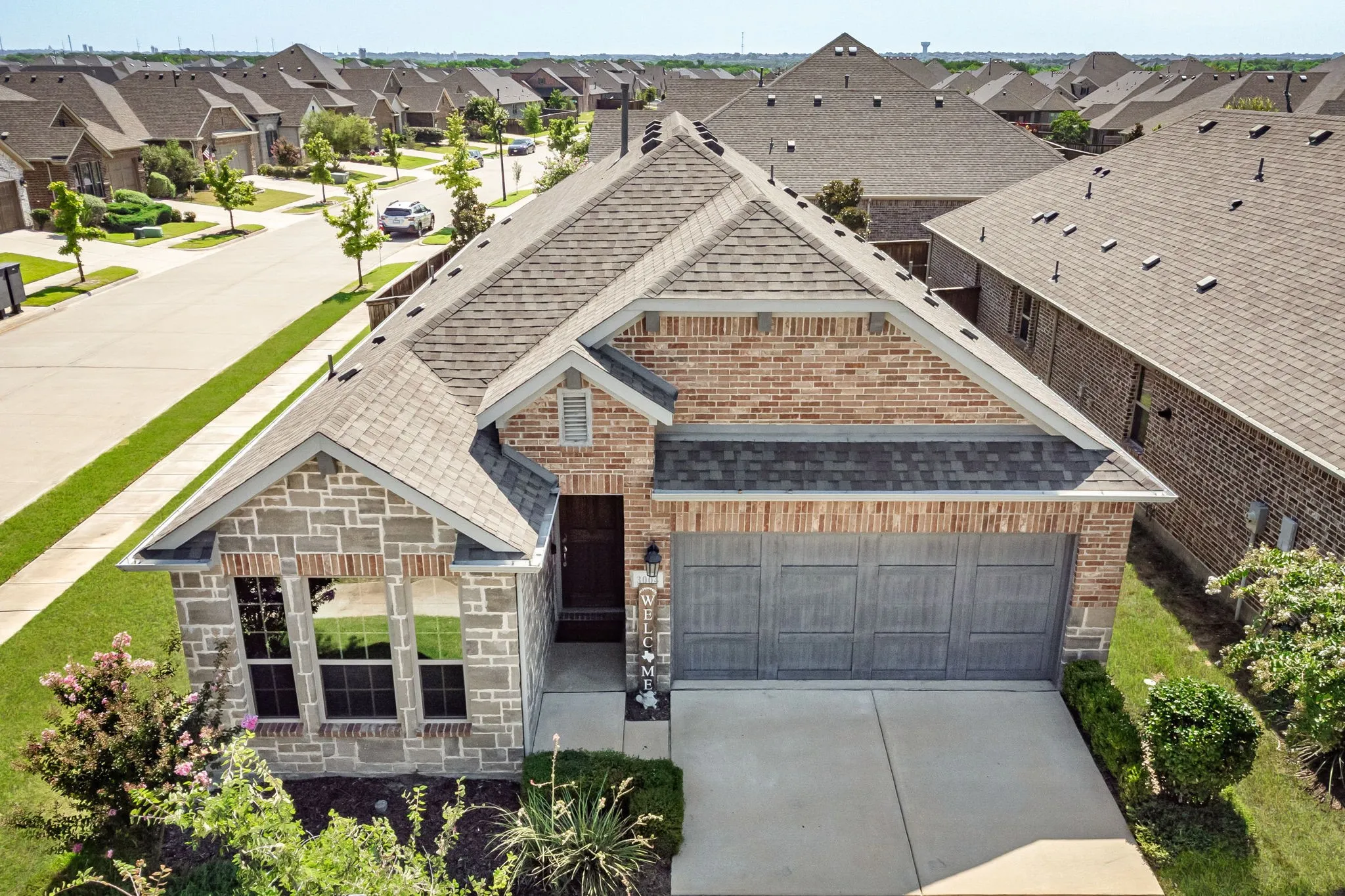 Single Family Residence For Sale in Collin County , 3004 Sunnyside Drive, Celina, Texas 75009, 3 Bedroom, 2 Bathroom, 2 Garage spaces, 1,633 Sqft, built in 2020, mls#21322533, Real Estate Agent in Celina, Homes For Sale in Collin county, Homes For Sale in Celina, Realtor in Celina Texas, Real Estate Brokerage Independent Realty Texas, Luminita Cordes Realtor