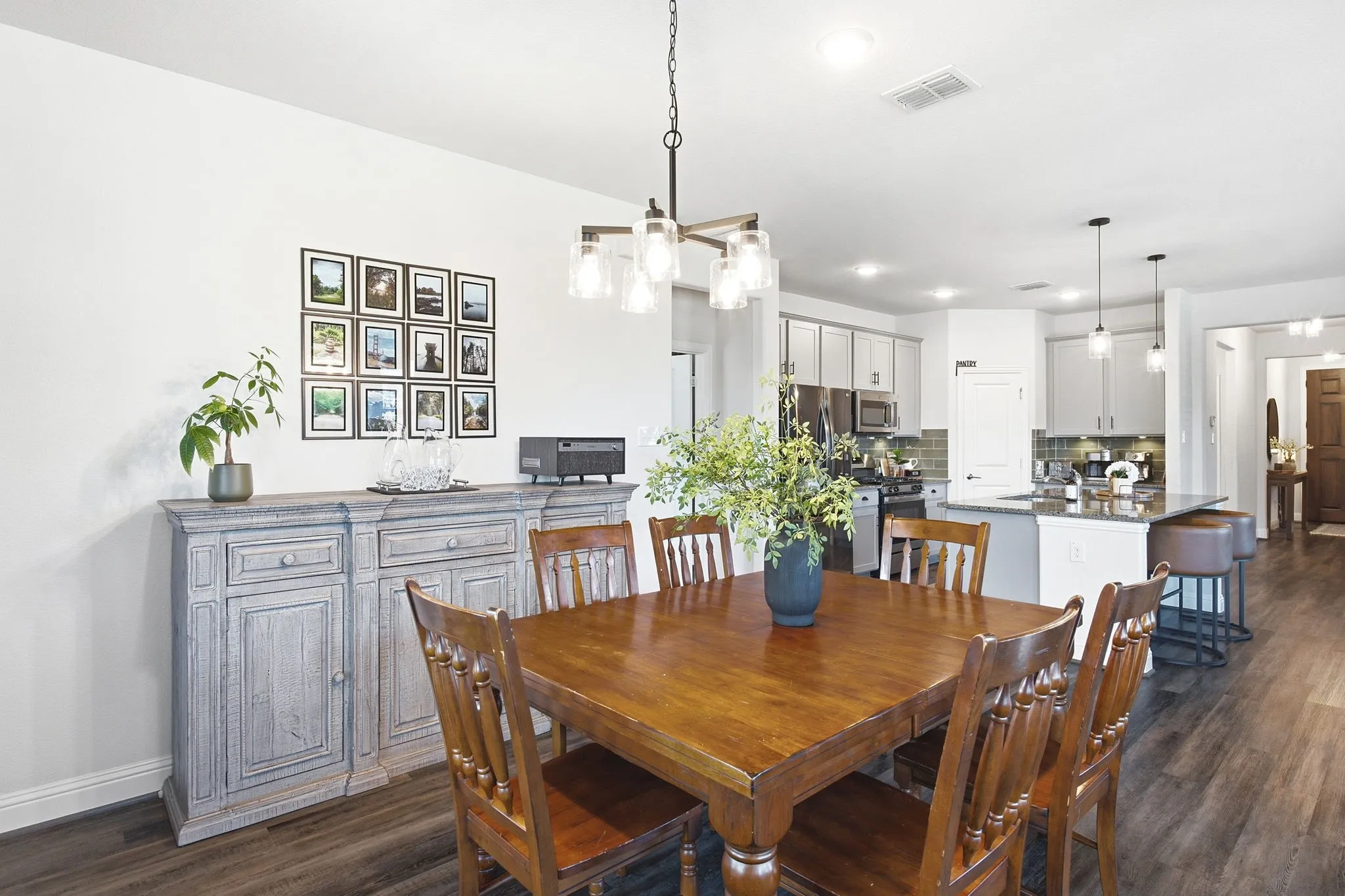 Single Family Residence For Sale in Collin County , 3004 Sunnyside Drive, Celina, Texas 75009, 3 Bedroom, 2 Bathroom, 2 Garage spaces, 1,633 Sqft, built in 2020, mls#21322533, Real Estate Agent in Celina, Homes For Sale in Collin county, Homes For Sale in Celina, Realtor in Celina Texas, Real Estate Brokerage Independent Realty Texas, Luminita Cordes Realtor