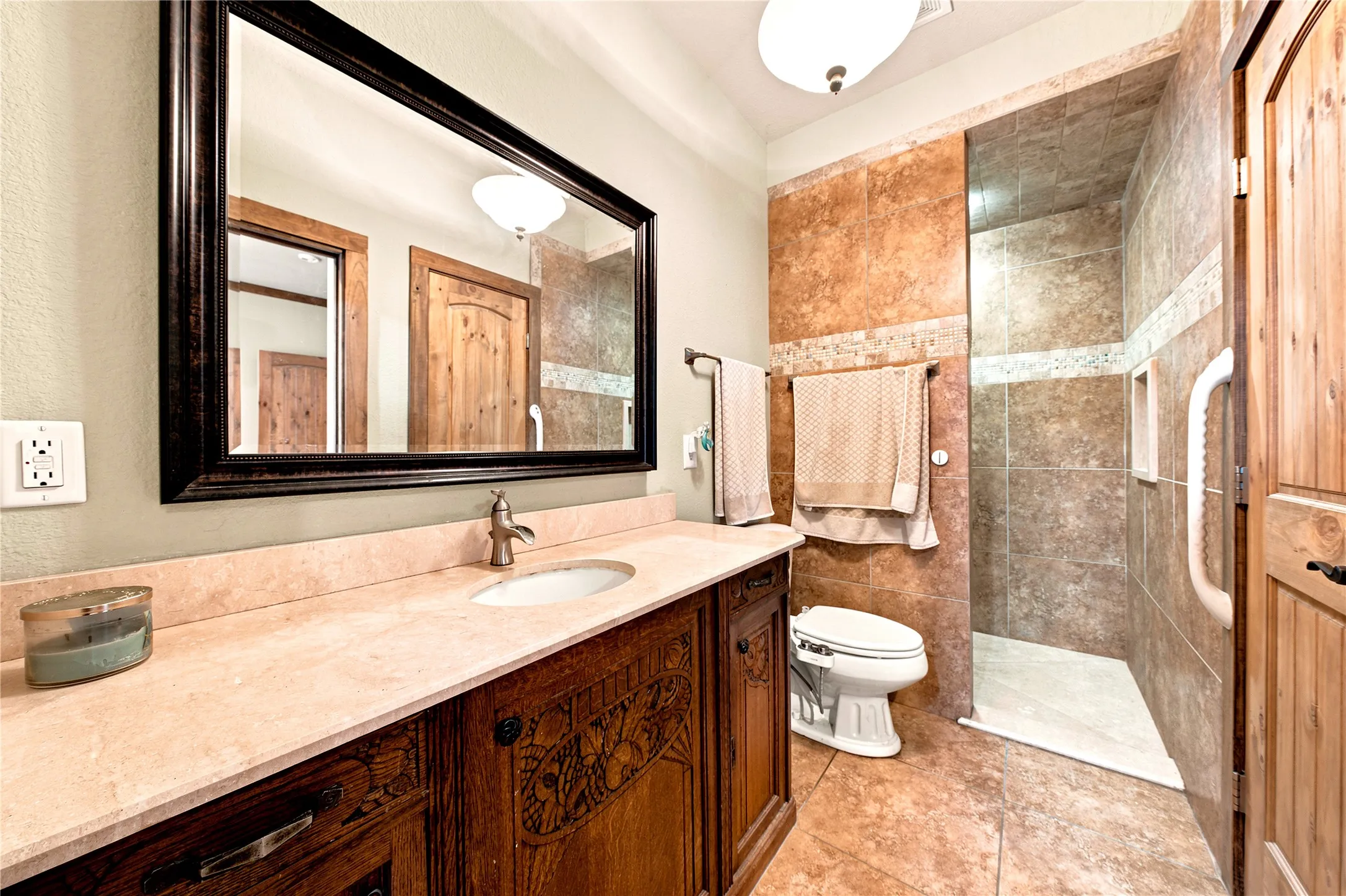 Single Family Residence For Sale in Henderson County , 5470 Possum Trail, Eustace, Texas 75124, 4 Bedroom, 3 Bathroom, 2 Garage spaces, 2,149 Sqft, built in 2012, mls#21324350, Real Estate Agent in Eustace, Homes For Sale in Henderson county, Homes For Sale in Eustace, Realtor in Eustace Texas, Real Estate Brokerage Independent Realty Texas, Luminita Cordes Realtor