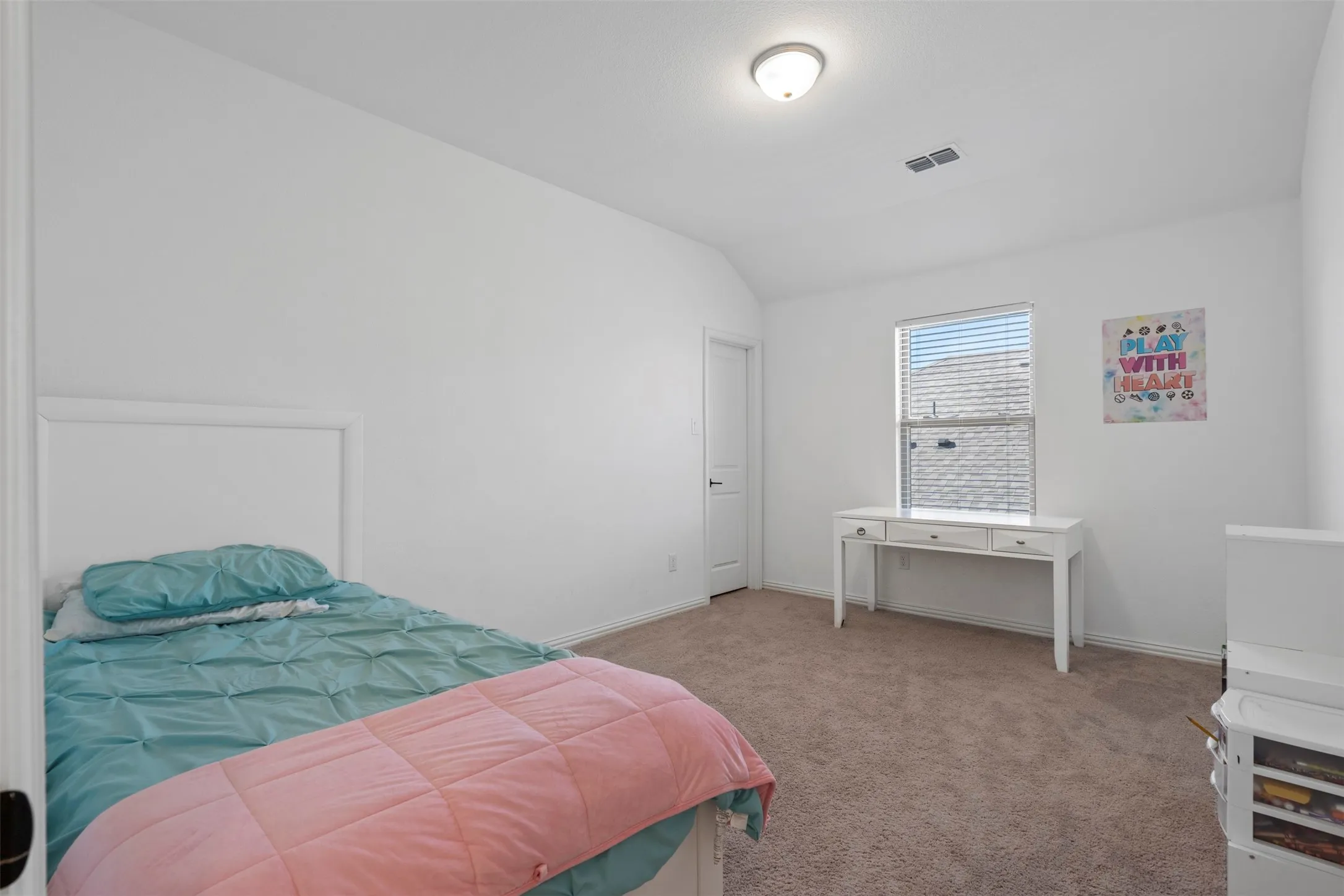 Single Family Residence For Sale in Tarrant County , 1420 Escondido Drive, Fort Worth, Texas 76052, 4 Bedroom, 4 Bathroom, 2 Garage spaces, 2,727 Sqft, built in 2022, mls#21324330, Real Estate Agent in Fort Worth, Homes For Sale in Tarrant county, Homes For Sale in Fort Worth, Realtor in Fort Worth Texas, Real Estate Brokerage Independent Realty Texas, Luminita Cordes Realtor