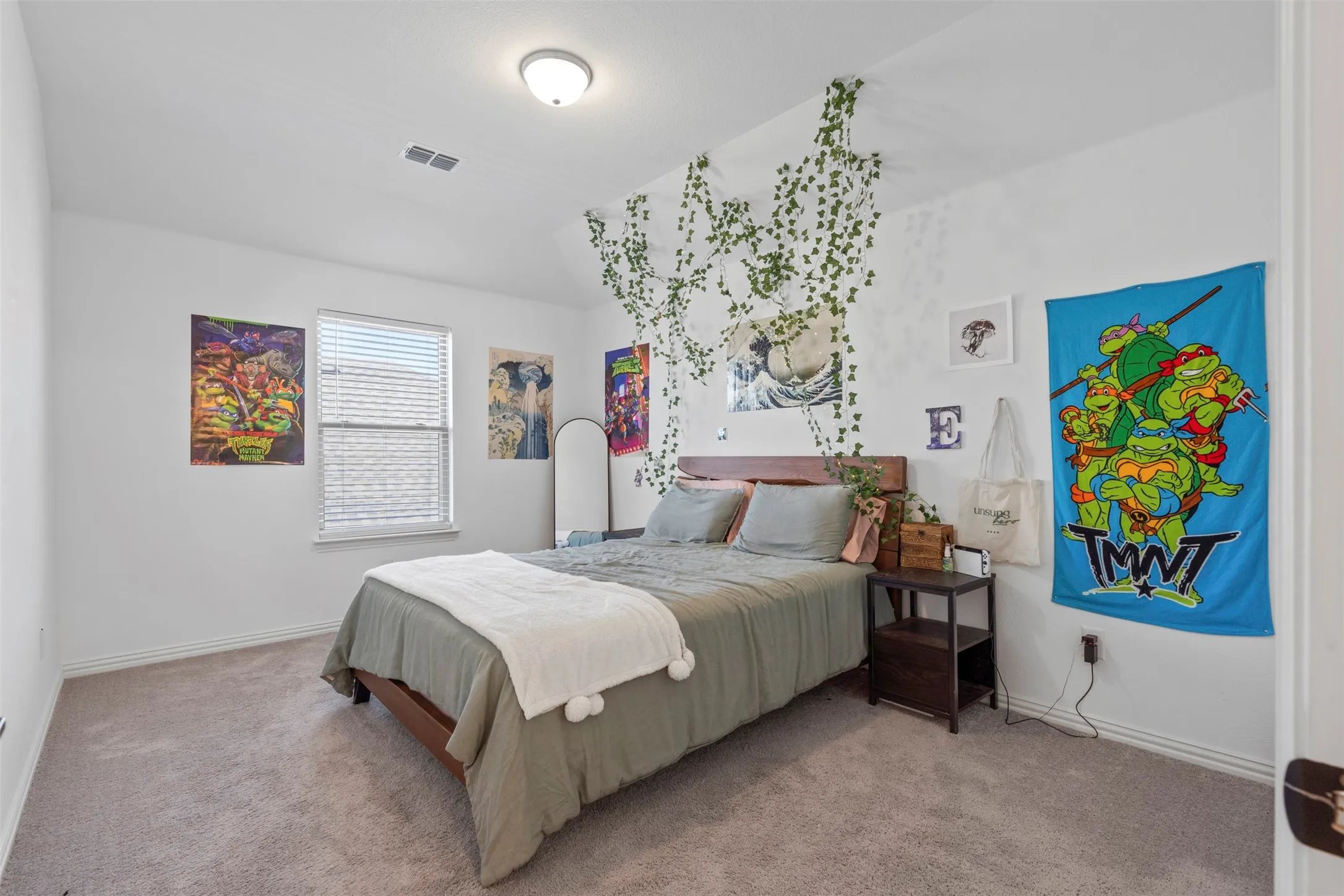 Single Family Residence For Sale in Tarrant County , 1420 Escondido Drive, Fort Worth, Texas 76052, 4 Bedroom, 4 Bathroom, 2 Garage spaces, 2,727 Sqft, built in 2022, mls#21324330, Real Estate Agent in Fort Worth, Homes For Sale in Tarrant county, Homes For Sale in Fort Worth, Realtor in Fort Worth Texas, Real Estate Brokerage Independent Realty Texas, Luminita Cordes Realtor