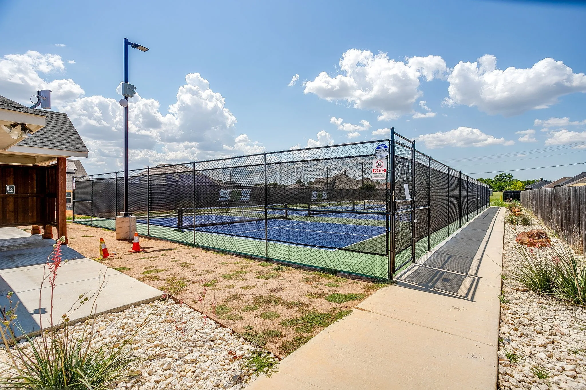 Community Pickleball Courts