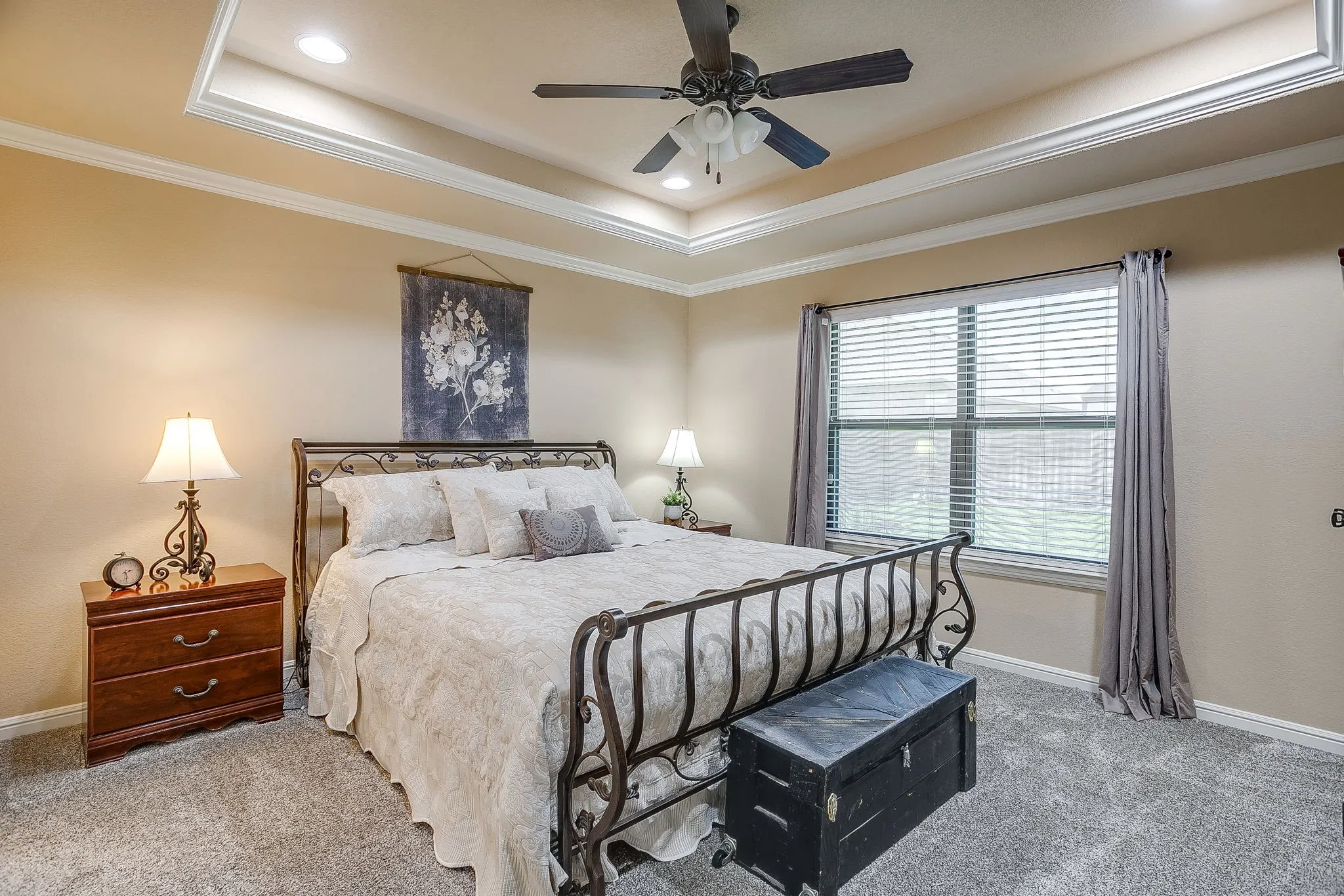 Recessed tray ceiling with crown molding and recessed lighting