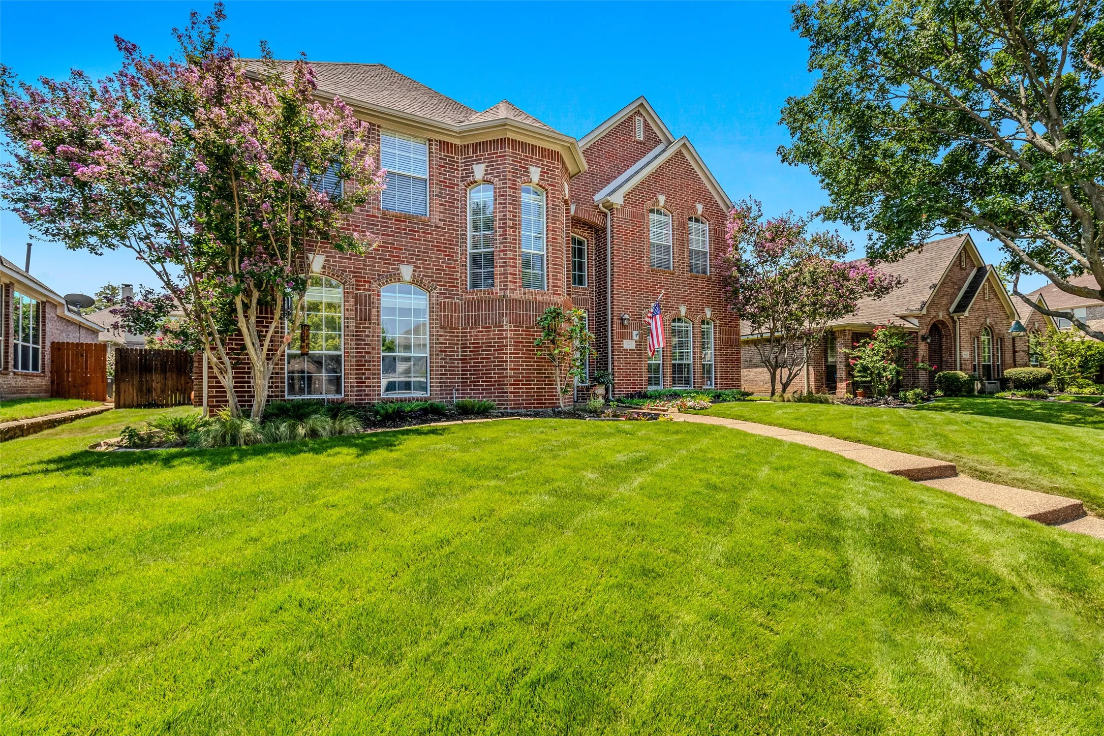 Single Family Residence For Rent in Rockwall County , 2045 Hillcroft Drive, Rockwall, Texas 75087, 5 Bedroom, 3 Bathroom, 2 Garage spaces, 3,041 Sqft, built in 1998, mls#21324387, Real Estate Agent in Rockwall, Homes For Rent in Rockwall county, Homes For Rent in Rockwall, Realtor in Rockwall Texas, Real Estate Brokerage Independent Realty Texas, Luminita Cordes Realtor