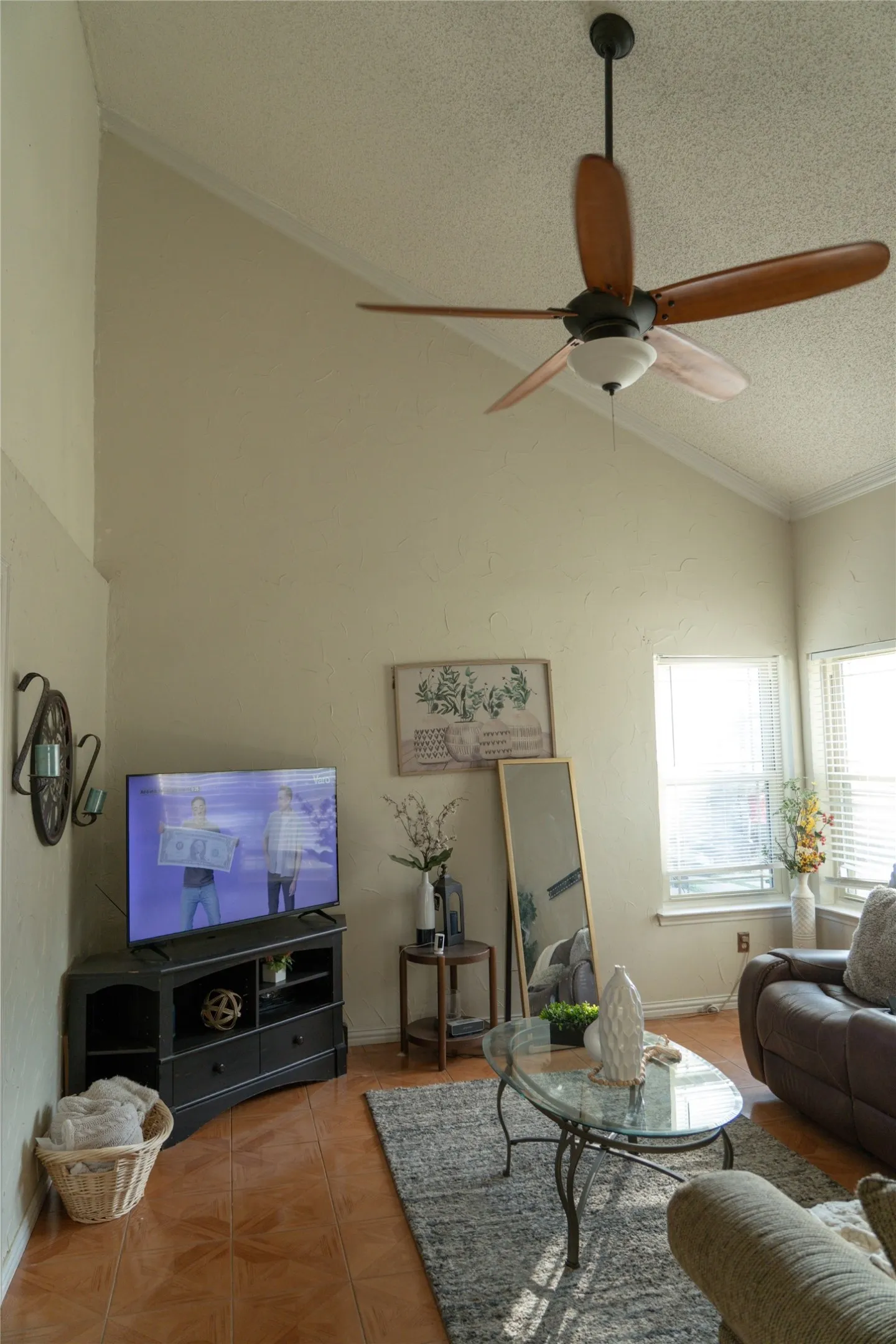 Single Family Residence For Sale in Tarrant County , 2521 Channing Drive, Grand Prairie, Texas 75052, 4 Bedroom, 3 Bathroom, 2 Garage spaces, 1,972 Sqft, built in 1982, mls#21323779, Real Estate Agent in Grand Prairie, Homes For Sale in Tarrant county, Homes For Sale in Grand Prairie, Realtor in Grand Prairie Texas, Real Estate Brokerage Independent Realty Texas, Luminita Cordes Realtor