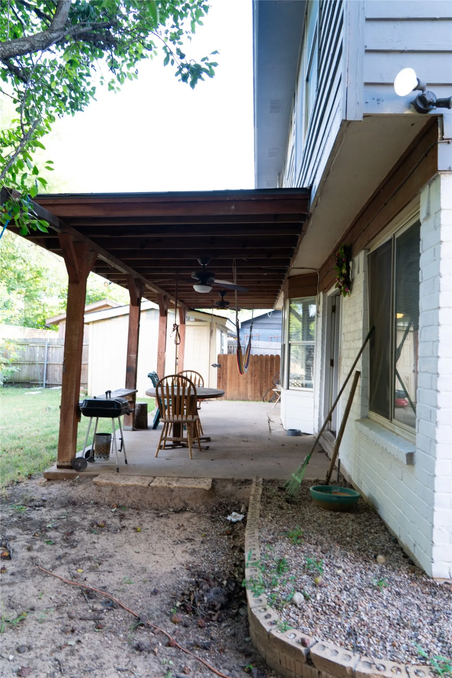 Single Family Residence For Sale in Tarrant County , 2521 Channing Drive, Grand Prairie, Texas 75052, 4 Bedroom, 3 Bathroom, 2 Garage spaces, 1,972 Sqft, built in 1982, mls#21323779, Real Estate Agent in Grand Prairie, Homes For Sale in Tarrant county, Homes For Sale in Grand Prairie, Realtor in Grand Prairie Texas, Real Estate Brokerage Independent Realty Texas, Luminita Cordes Realtor