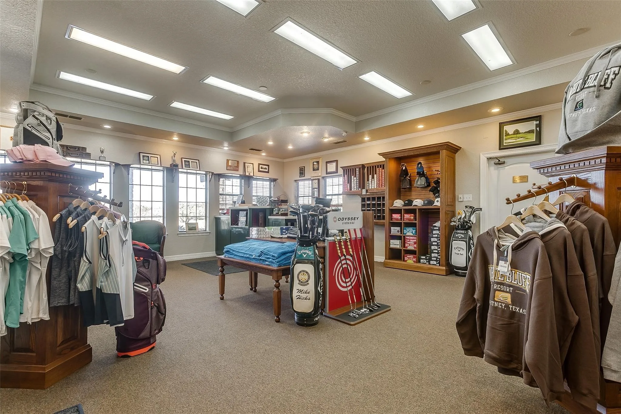 Unimproved Land For Sale in Hill County , 39328 Cedar Trail, Whitney, Texas 76692, 0, 0, Garage spaces, 0 Sqft, built in 0, Price $26,000, mls#21324373, Real Estate Agent in Whitney, Homes For Sale in Hill county, Homes For Sale in Whitney, Realtor in Whitney Texas, Real Estate Brokerage Independent Realty Texas, Luminita Cordes Realtor