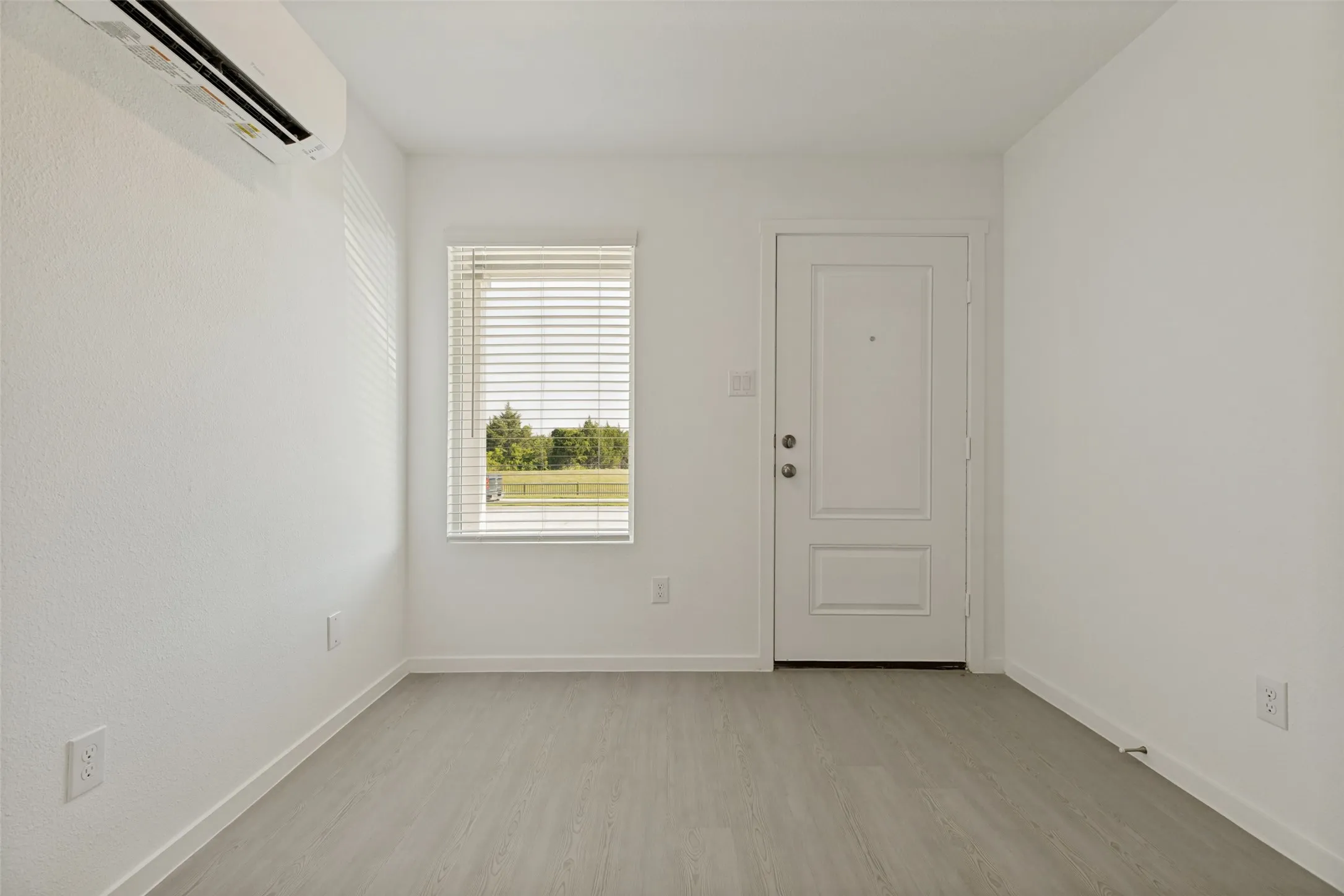 Single Family Residence For Rent in Collin County , 1037 Bishop Creek Drive, Princeton, Texas 75407, 1 Bedroom, 2 Bathrooms, Garage spaces, 661 Sqft, built in 2026, Price $1,275, mls#21323094, Real Estate Agent in Princeton, Homes For Rent in Collin county, Homes For Rent in Princeton, Realtor in Princeton Texas, Real Estate Brokerage Independent Realty Texas, Luminita Cordes Realtor