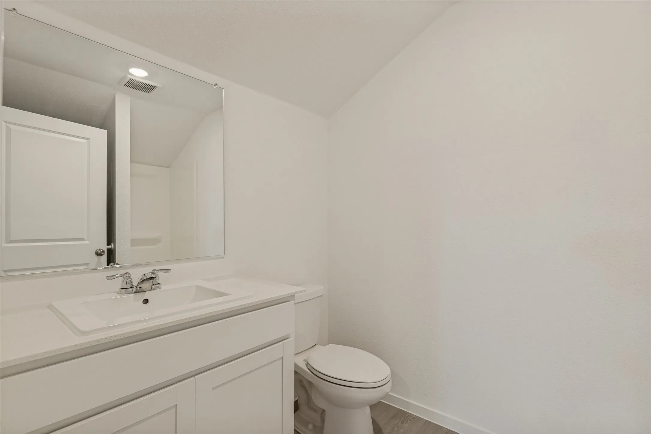 Single Family Residence For Rent in Collin County , 1037 Bishop Creek Drive, Princeton, Texas 75407, 1 Bedroom, 2 Bathrooms, Garage spaces, 661 Sqft, built in 2026, Price $1,275, mls#21323094, Real Estate Agent in Princeton, Homes For Rent in Collin county, Homes For Rent in Princeton, Realtor in Princeton Texas, Real Estate Brokerage Independent Realty Texas, Luminita Cordes Realtor