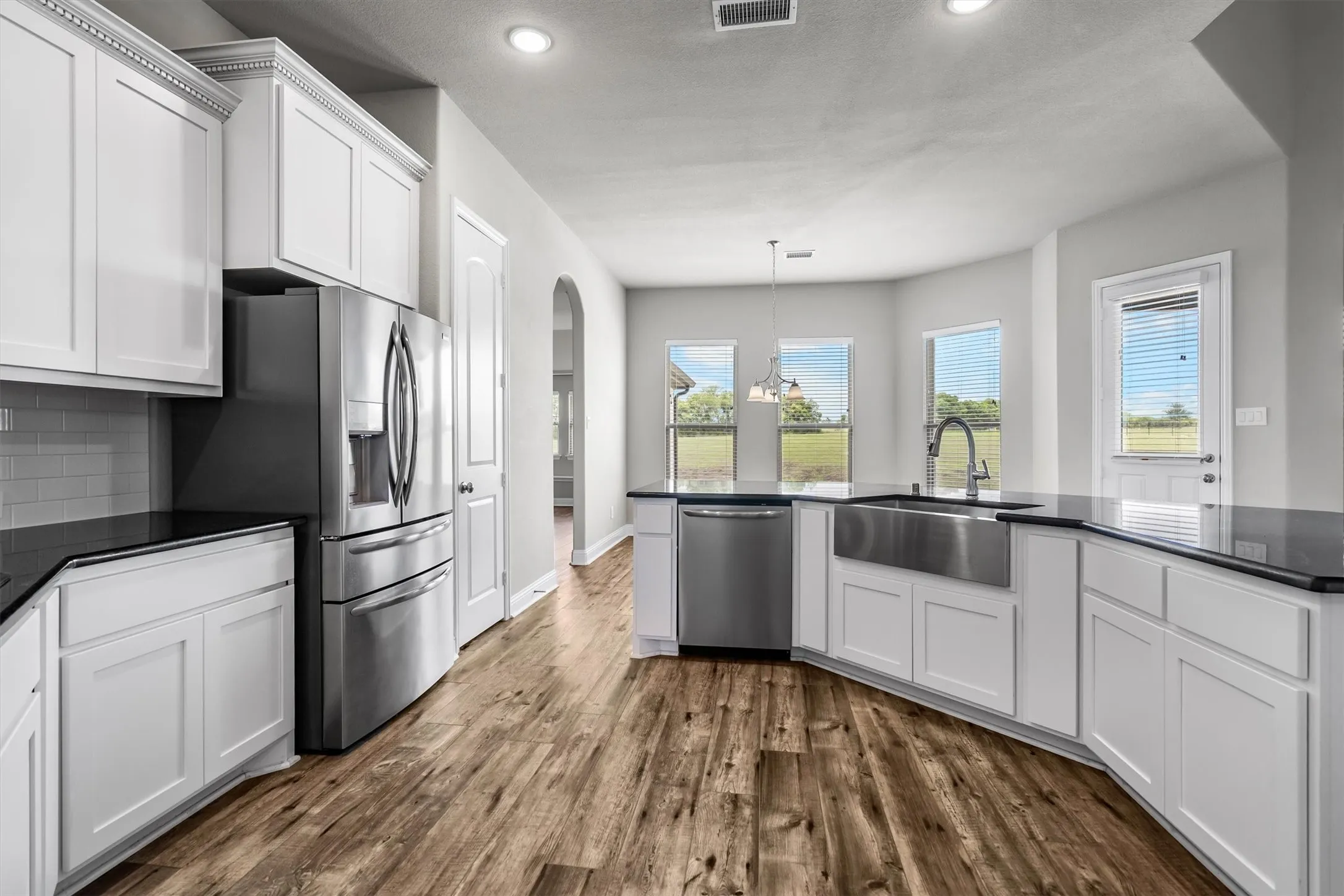 Single Family Residence For Sale in Rockwall County , 312 Ledstone Court, Rockwall, Texas 75032, 5 Bedroom, 4 Bathroom, 3 Garage spaces, 3,731 Sqft, built in 2021, mls#21318826, Real Estate Agent in Rockwall, Homes For Sale in Rockwall county, Homes For Sale in Rockwall, Realtor in Rockwall Texas, Real Estate Brokerage Independent Realty Texas, Luminita Cordes Realtor