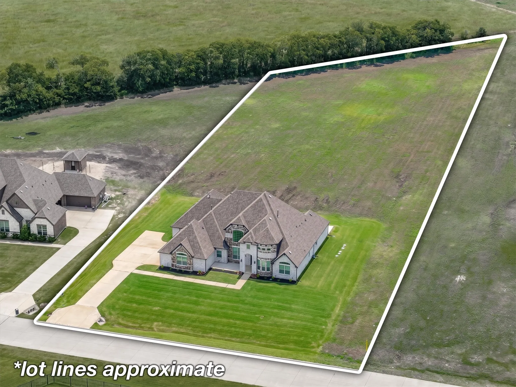 Single Family Residence For Sale in Rockwall County , 312 Ledstone Court, Rockwall, Texas 75032, 5 Bedroom, 4 Bathroom, 3 Garage spaces, 3,731 Sqft, built in 2021, mls#21318826, Real Estate Agent in Rockwall, Homes For Sale in Rockwall county, Homes For Sale in Rockwall, Realtor in Rockwall Texas, Real Estate Brokerage Independent Realty Texas, Luminita Cordes Realtor