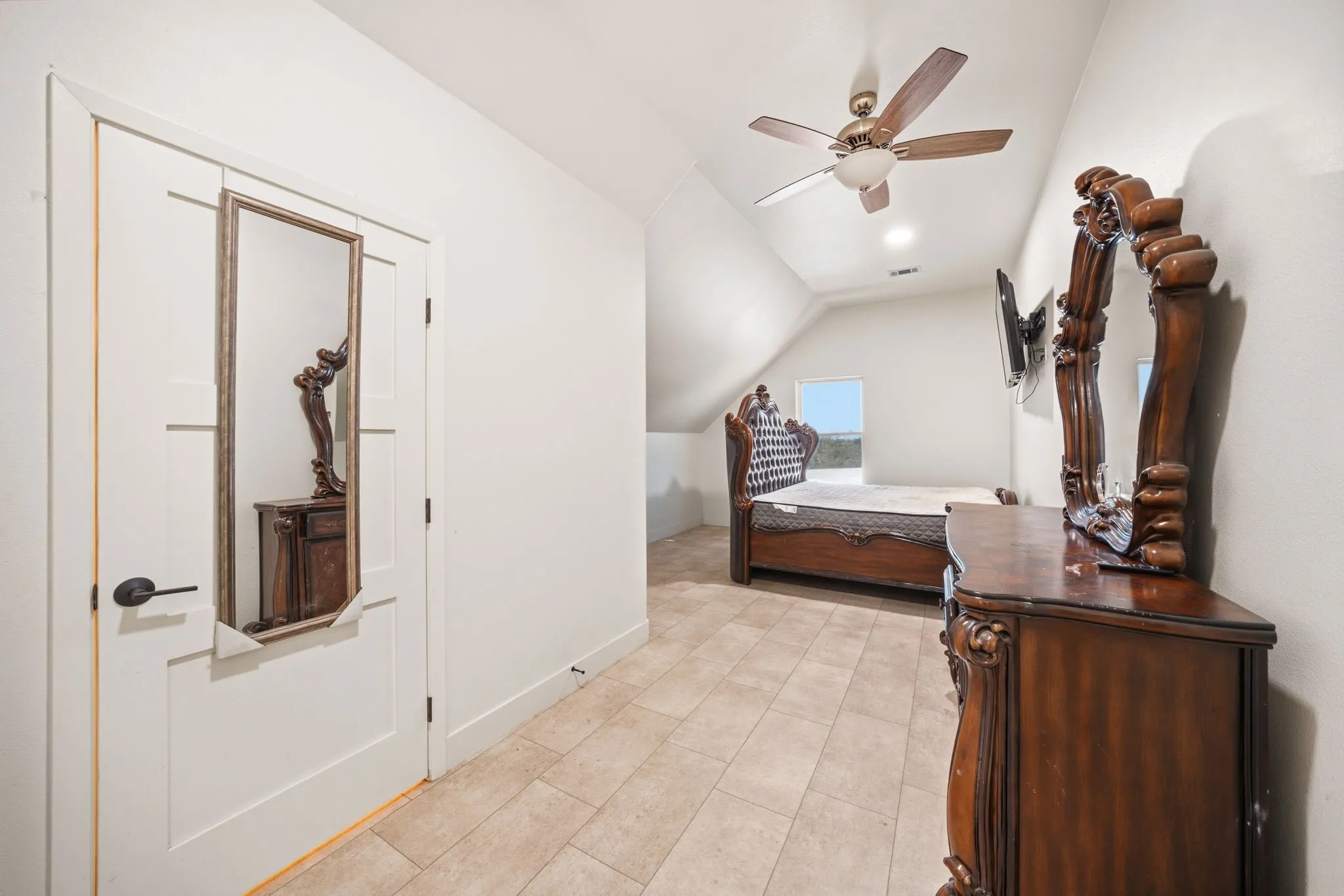 Single Family Residence For Sale in Navarro County , 6471 NE County ROAD 1040, Rice, Texas 75155, 9 Bedrooms, 8 Bathrooms, 4 Garage spaces, 7,439 Sqft, built in 2024, Price $2,000,000, mls#21324410, Real Estate Agent in Rice, Homes For Sale in Navarro county, Homes For Sale in Rice, Realtor in Rice Texas, Real Estate Brokerage Independent Realty Texas, Luminita Cordes Realtor