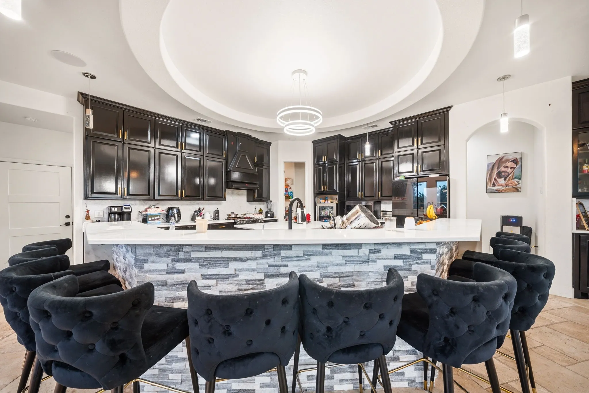 Single Family Residence For Sale in Navarro County , 6471 NE County ROAD 1040, Rice, Texas 75155, 9 Bedrooms, 8 Bathrooms, 4 Garage spaces, 7,439 Sqft, built in 2024, Price $2,000,000, mls#21324410, Real Estate Agent in Rice, Homes For Sale in Navarro county, Homes For Sale in Rice, Realtor in Rice Texas, Real Estate Brokerage Independent Realty Texas, Luminita Cordes Realtor