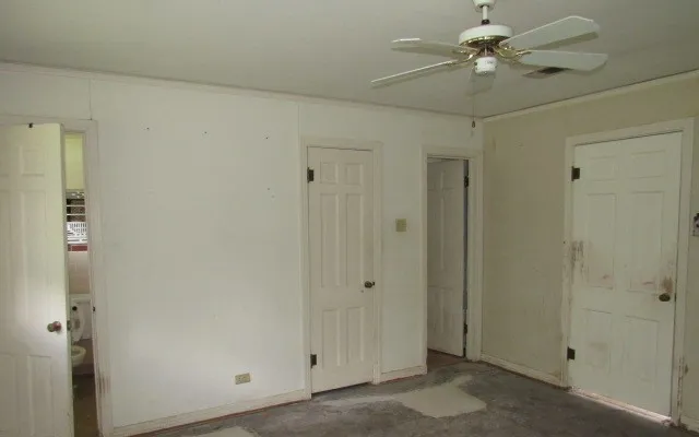Single Family Residence For Sale in Mc Lennan County , 717 Tulane Street, Beverly Hills, Texas 76711, 3 Bedroom, 3 Bathroom, 2 Garage spaces, 1,214 Sqft, built in 1954, mls#21324391, Real Estate Agent in Beverly Hills, Homes For Sale in Mc Lennan county, Homes For Sale in Beverly Hills, Realtor in Beverly Hills Texas, Real Estate Brokerage Independent Realty Texas, Luminita Cordes Realtor