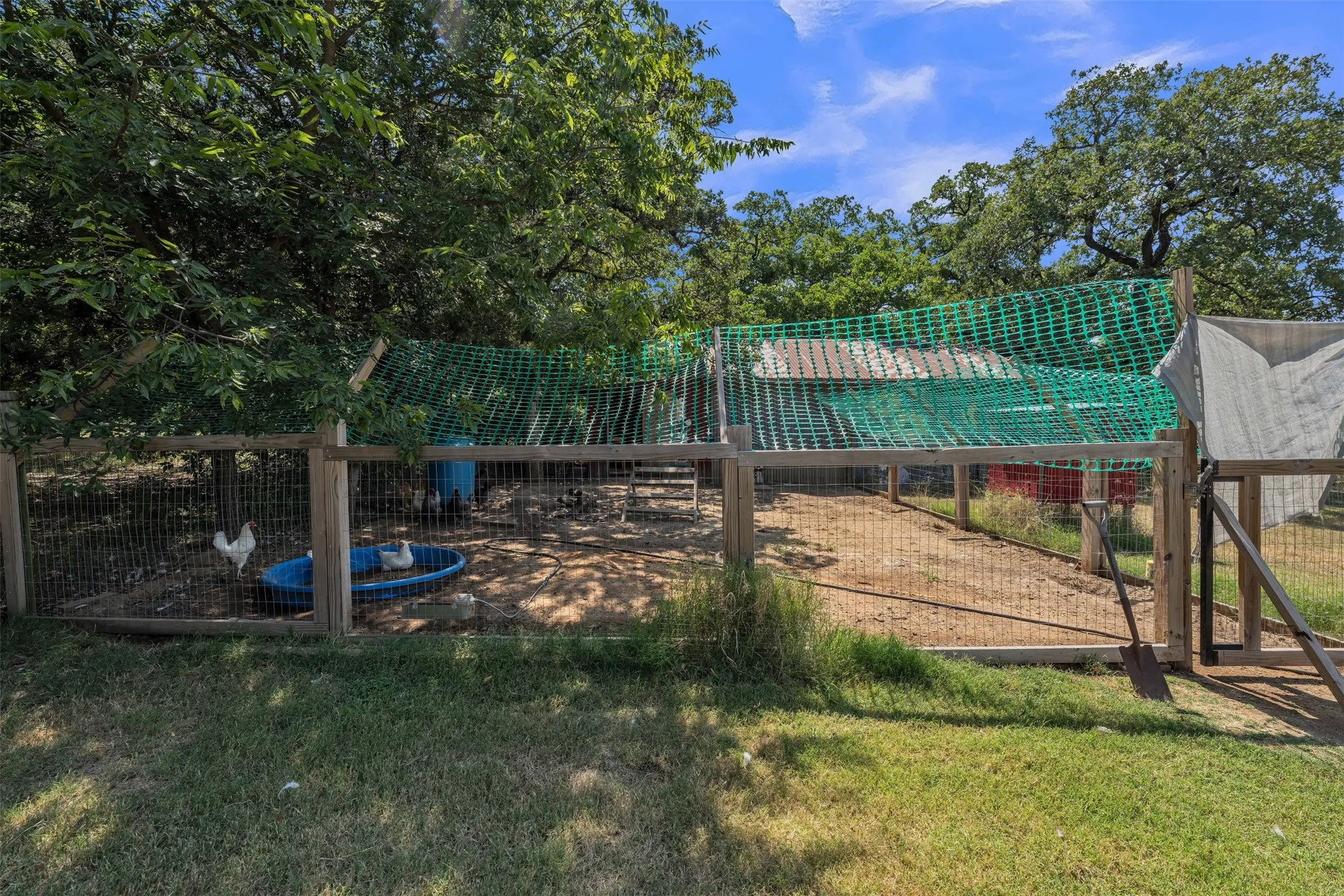 Single Family Residence For Sale in Johnson County , 212 Circle Drive, Alvarado, Texas 76009, 3 Bedroom, 2 Bathroom, 2 Garage spaces, 2,064 Sqft, built in 1985, mls#21323540, Real Estate Agent in Alvarado, Homes For Sale in Johnson county, Homes For Sale in Alvarado, Realtor in Alvarado Texas, Real Estate Brokerage Independent Realty Texas, Luminita Cordes Realtor