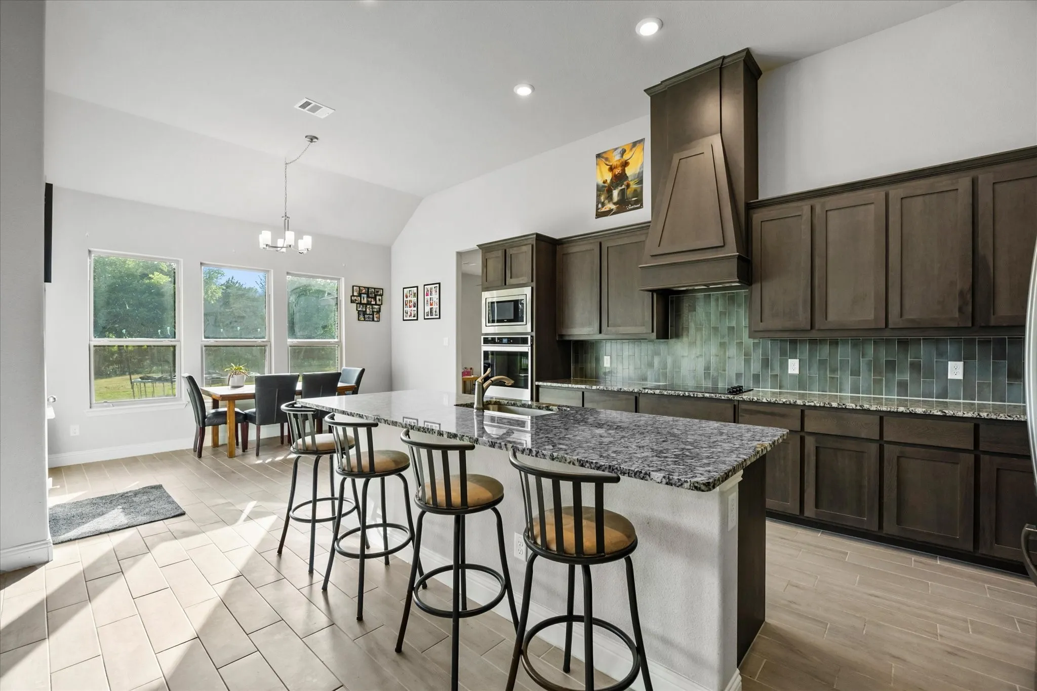 Single Family Residence For Rent in Kaufman County , 1600 Lynx Loop, Forney, Texas 75126, 4 Bedroom, 5 Bathroom, 3 Garage spaces, 3,352 Sqft, built in 2022, mls#21324435, Real Estate Agent in Forney, Homes For Rent in Kaufman county, Homes For Rent in Forney, Realtor in Forney Texas, Real Estate Brokerage Independent Realty Texas, Luminita Cordes Realtor