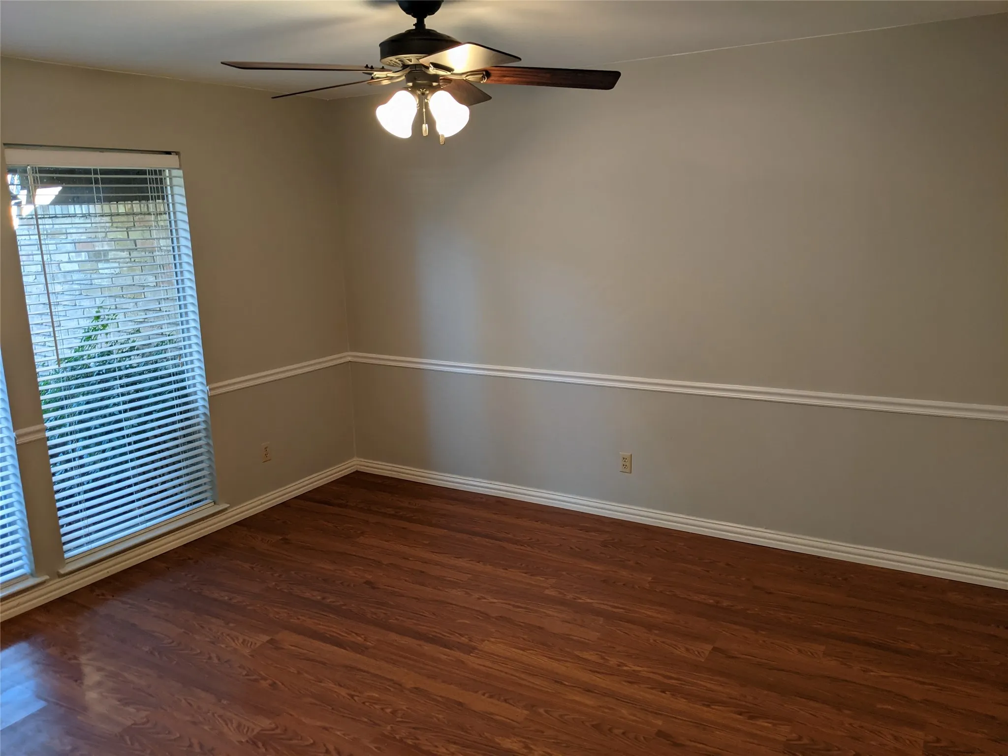 Townhouse For Rent in Dallas County , 12619 Montfort Drive, Dallas, Texas 75230, 3 Bedroom, 2 Bathroom, 2 Garage spaces, 1,811 Sqft, built in 1978, mls#21324179, Real Estate Agent in Dallas, Homes For Rent in Dallas county, Homes For Rent in Dallas, Realtor in Dallas Texas, Real Estate Brokerage Independent Realty Texas, Luminita Cordes Realtor