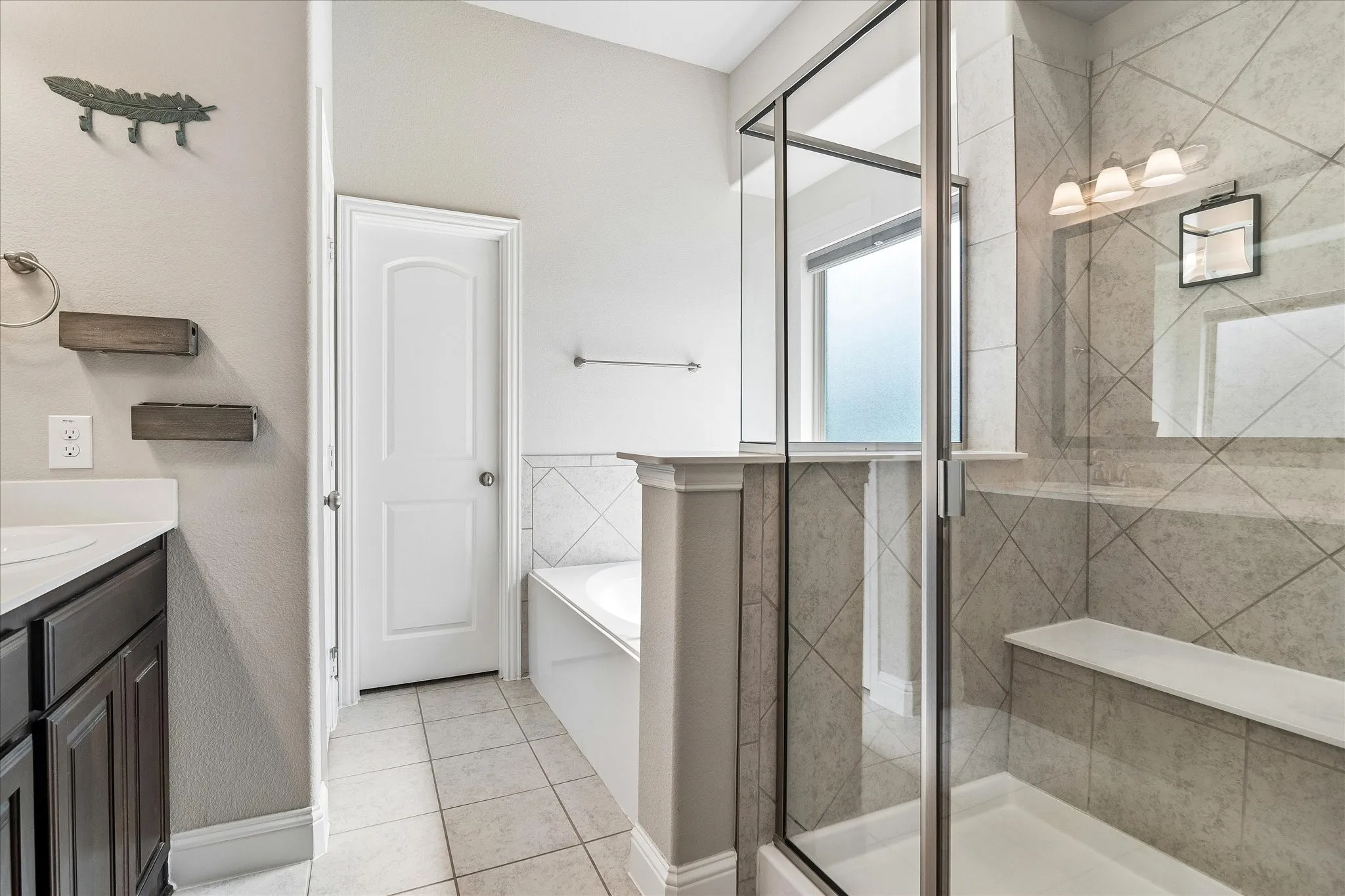Single Family Residence For Sale in Rockwall County , 1742 Amalfi Drive, Mclendon Chisholm, Texas 75032, 5 Bedroom, 4 Bathroom, 2 Garage spaces, 2,667 Sqft, built in 2019, mls#21321927, Real Estate Agent in Mclendon Chisholm, Homes For Sale in Rockwall county, Homes For Sale in Mclendon Chisholm, Realtor in Mclendon Chisholm Texas, Real Estate Brokerage Independent Realty Texas, Luminita Cordes Realtor