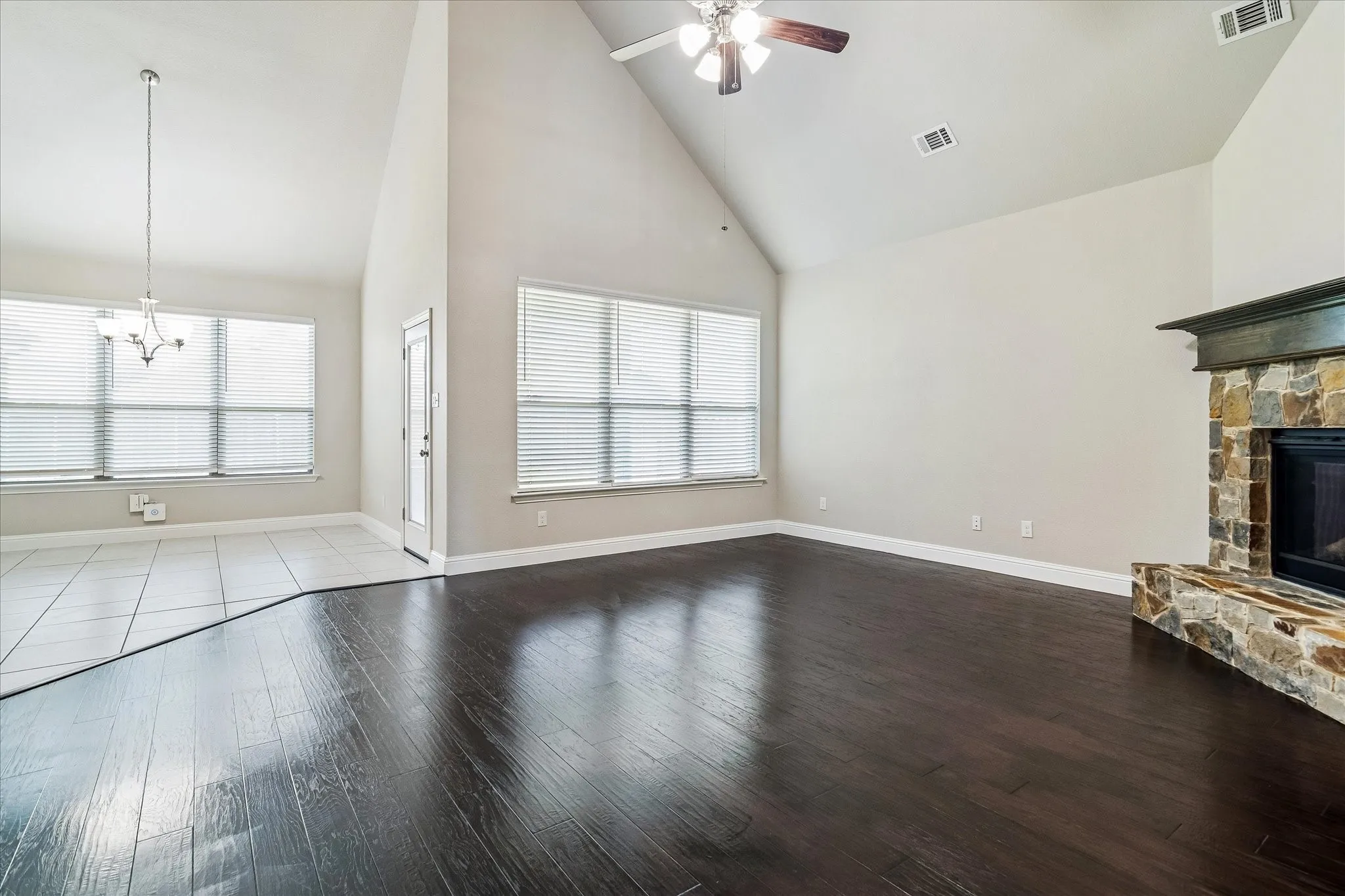 Single Family Residence For Sale in Rockwall County , 1742 Amalfi Drive, Mclendon Chisholm, Texas 75032, 5 Bedroom, 4 Bathroom, 2 Garage spaces, 2,667 Sqft, built in 2019, mls#21321927, Real Estate Agent in Mclendon Chisholm, Homes For Sale in Rockwall county, Homes For Sale in Mclendon Chisholm, Realtor in Mclendon Chisholm Texas, Real Estate Brokerage Independent Realty Texas, Luminita Cordes Realtor